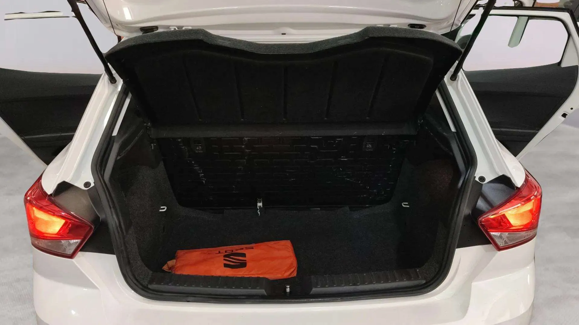 SEAT Ibiza 1.0 MPI Style Plus - foto 6