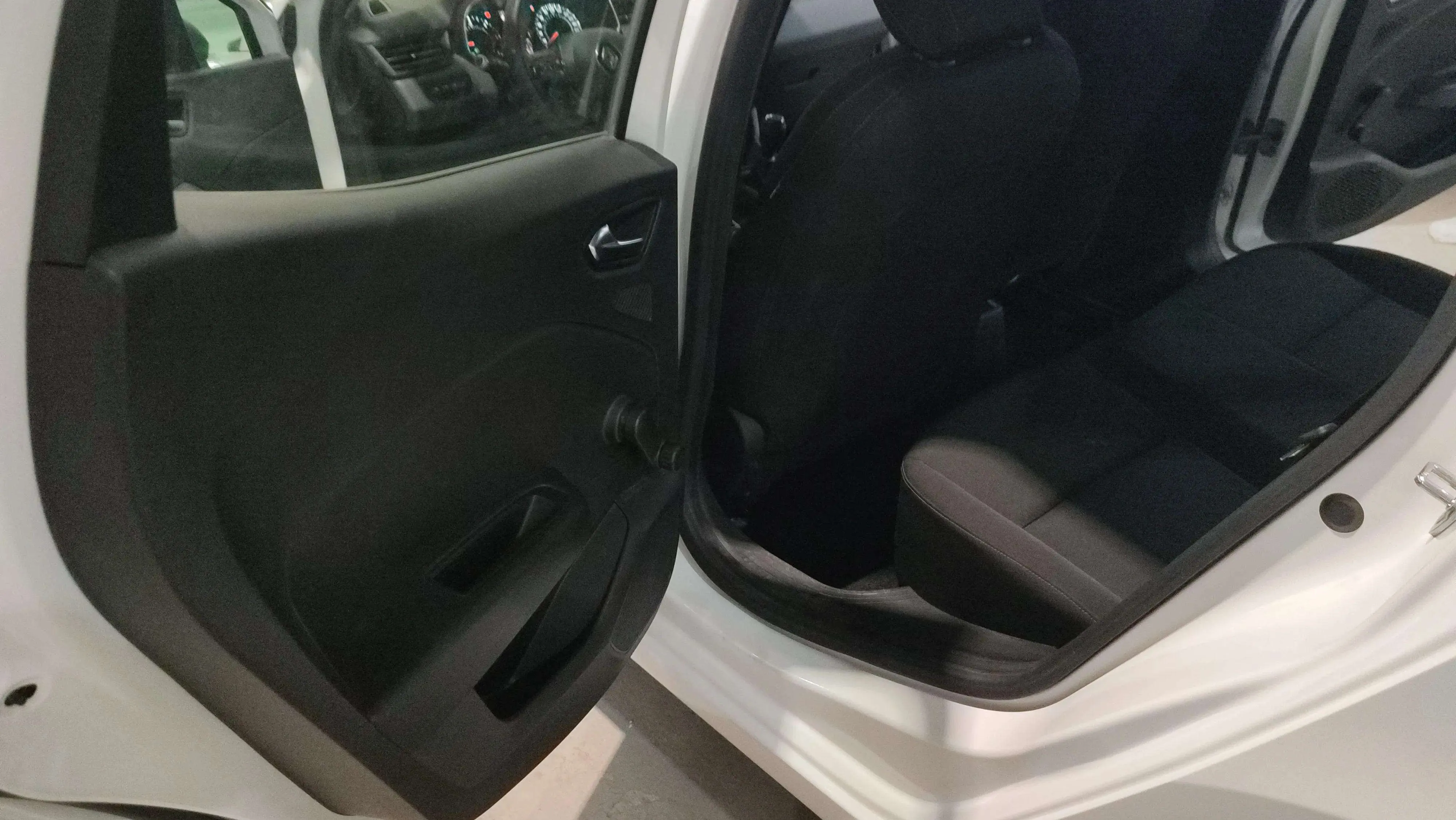 Renault Clio Business Blue dCi - foto 7