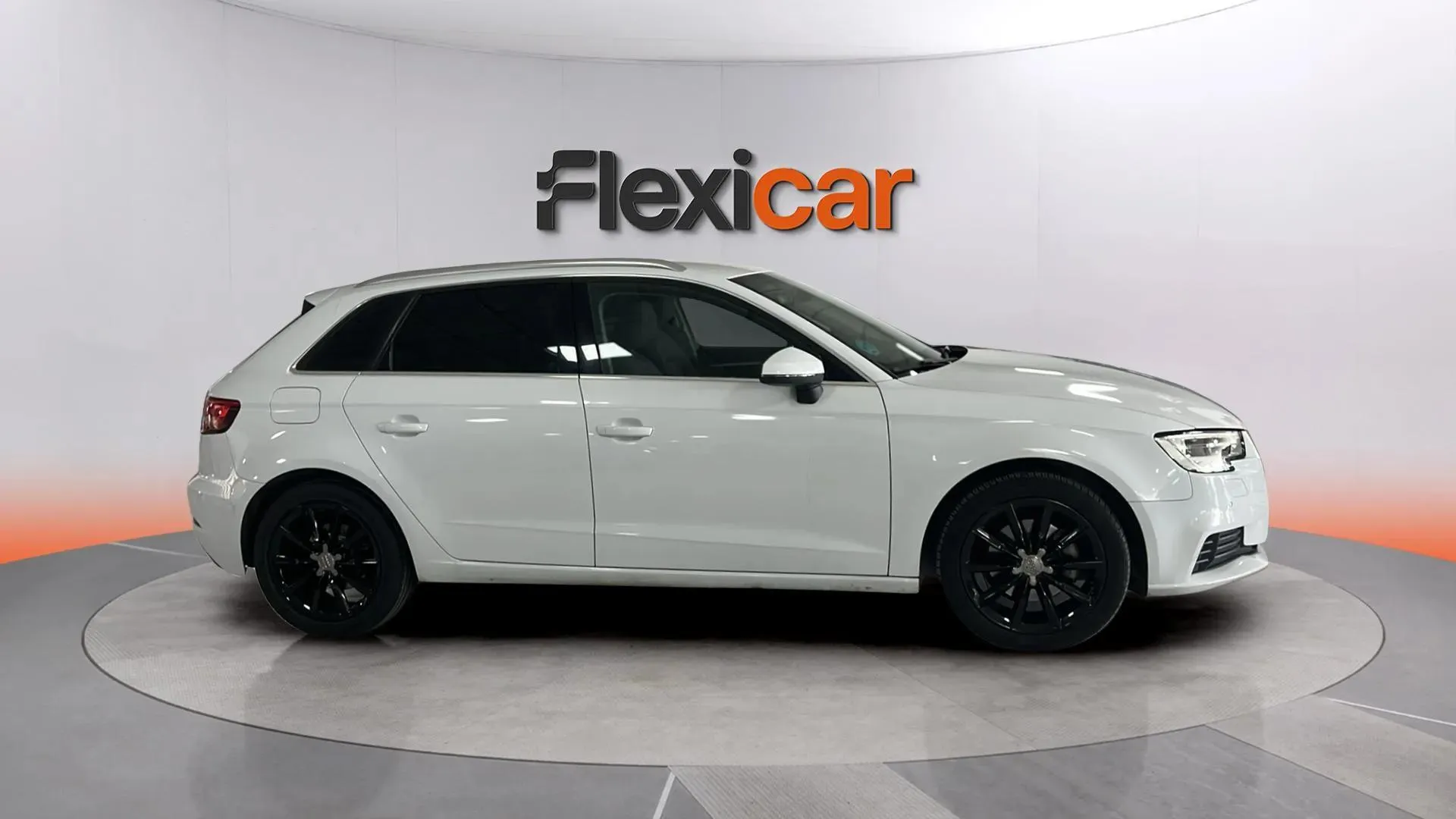 Audi A3 2.0 TDI S tronic Sportback - foto 4