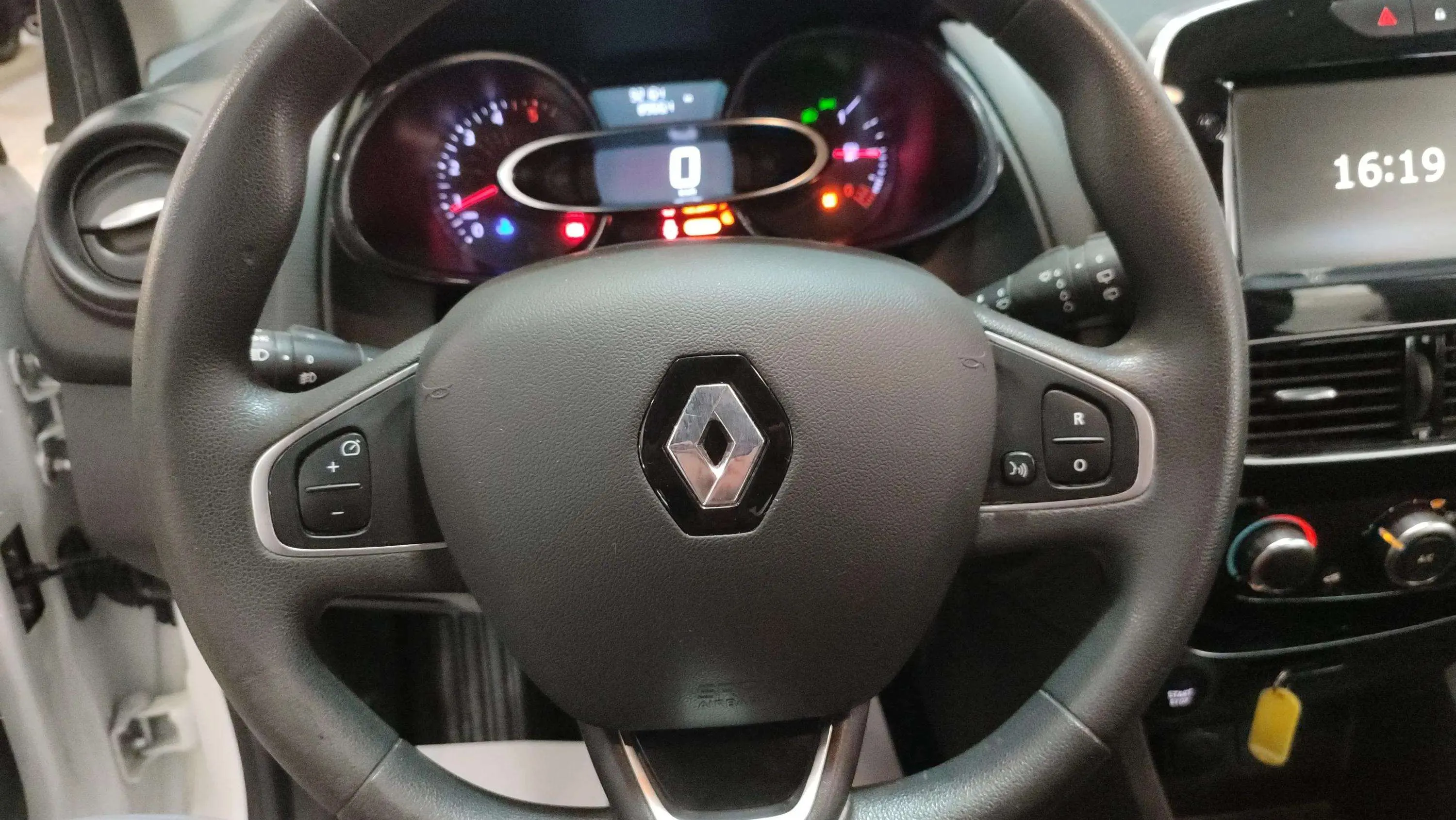 Renault Clio Business Blue dCi - foto 14