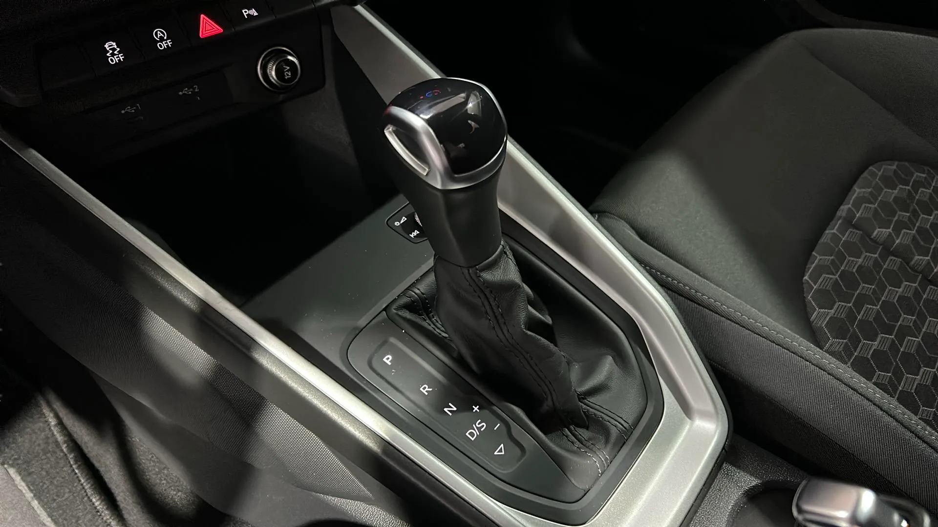 Audi A1 Sportback Adrenalin 30 TFSI S tron - foto 20