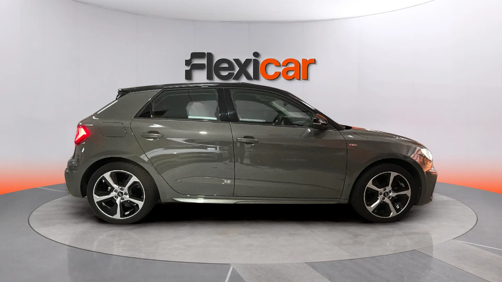 Audi A1 Sportback Adrenalin 30 TFSI S tron - foto 6