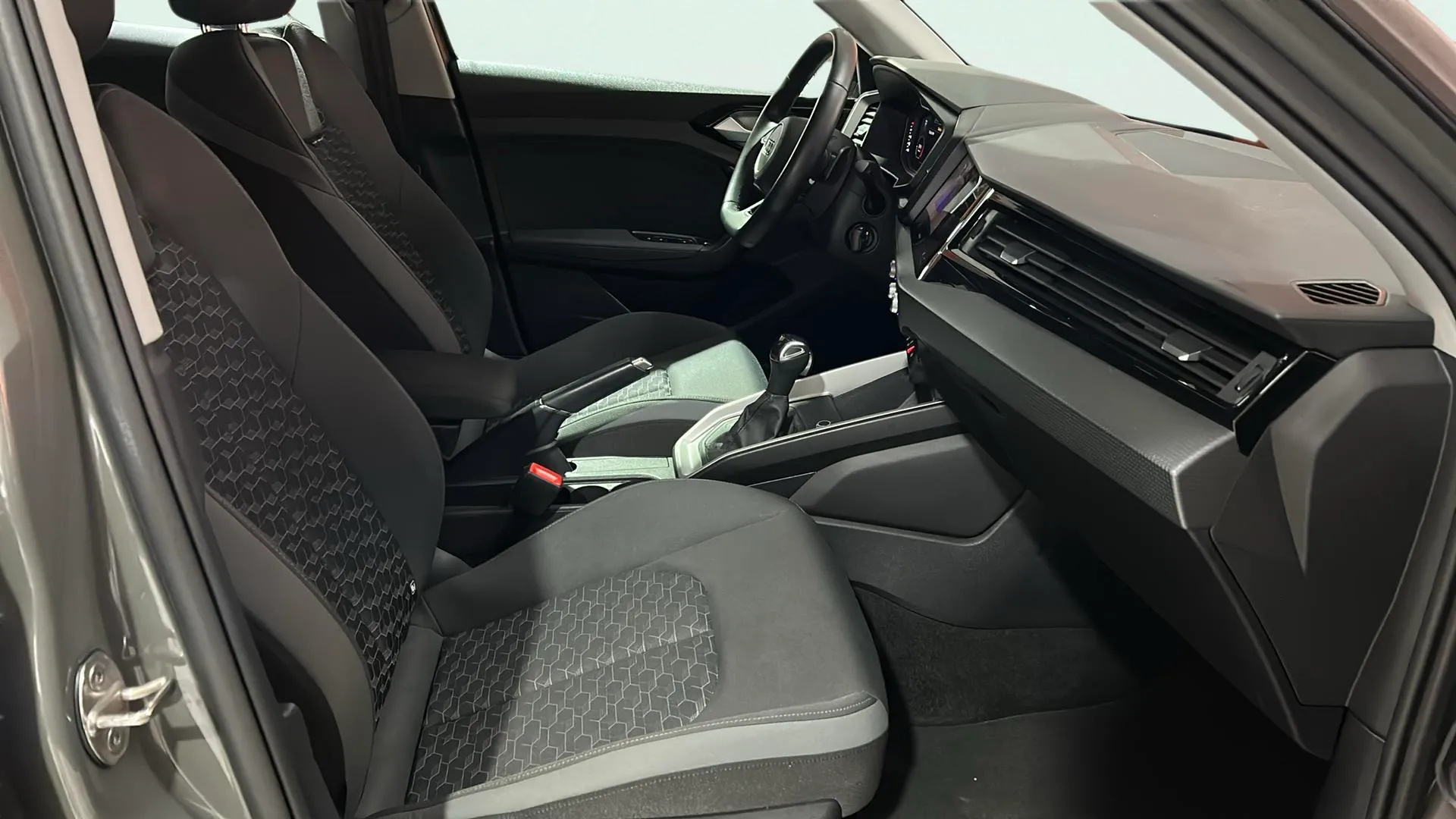 Audi A1 Sportback Adrenalin 30 TFSI S tron - foto 16