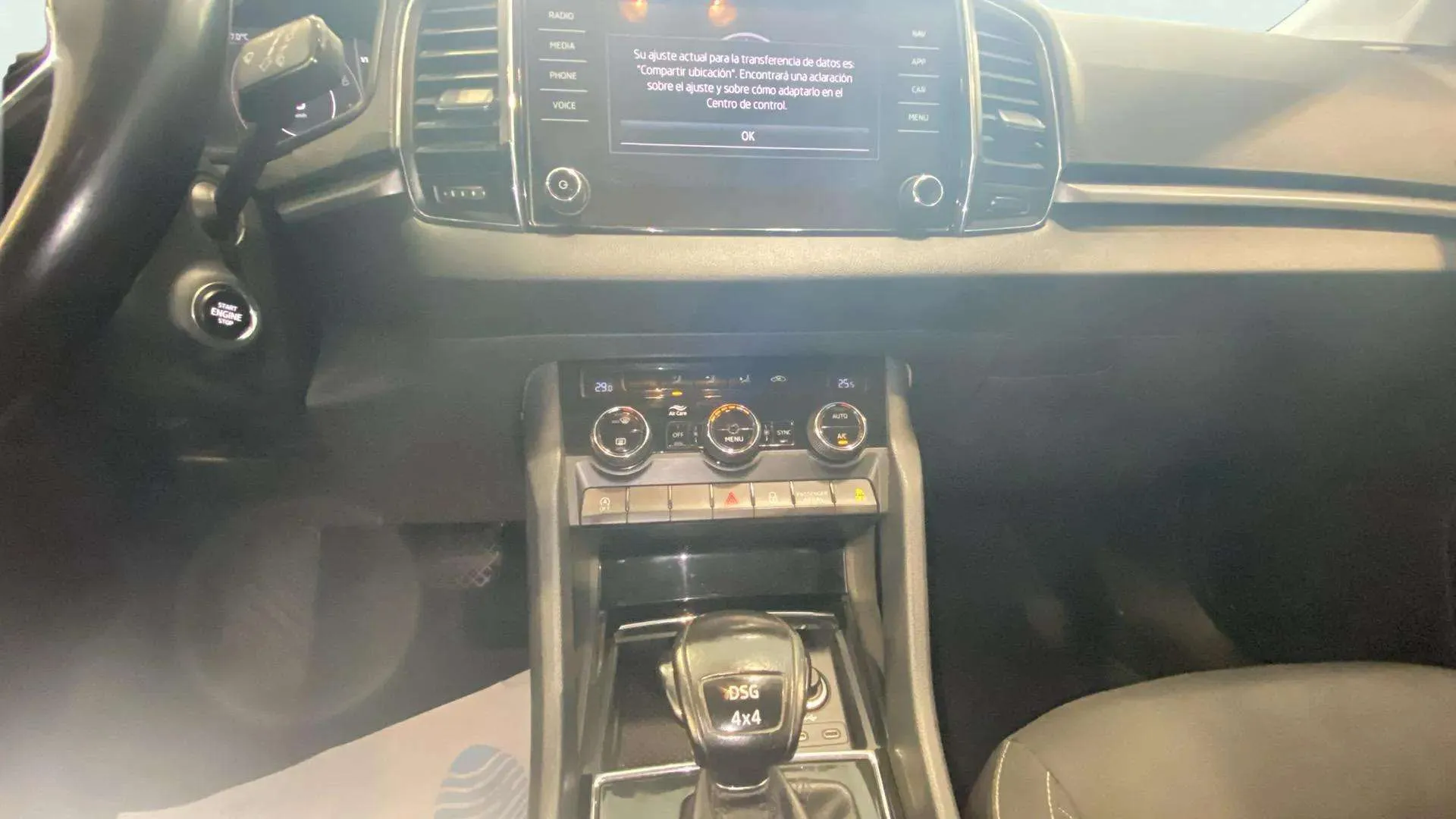 Škoda Karoq 2.0 TDI DSG 4x4 Ambition - foto 13