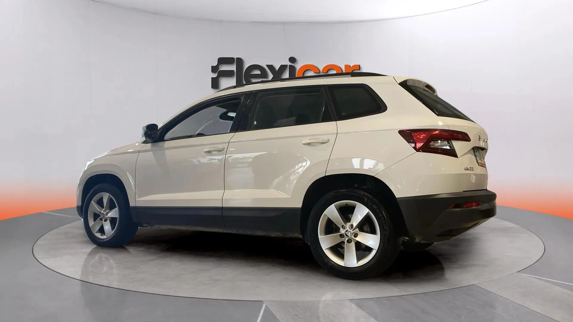 Škoda Karoq 2.0 TDI DSG 4x4 Ambition - foto 4