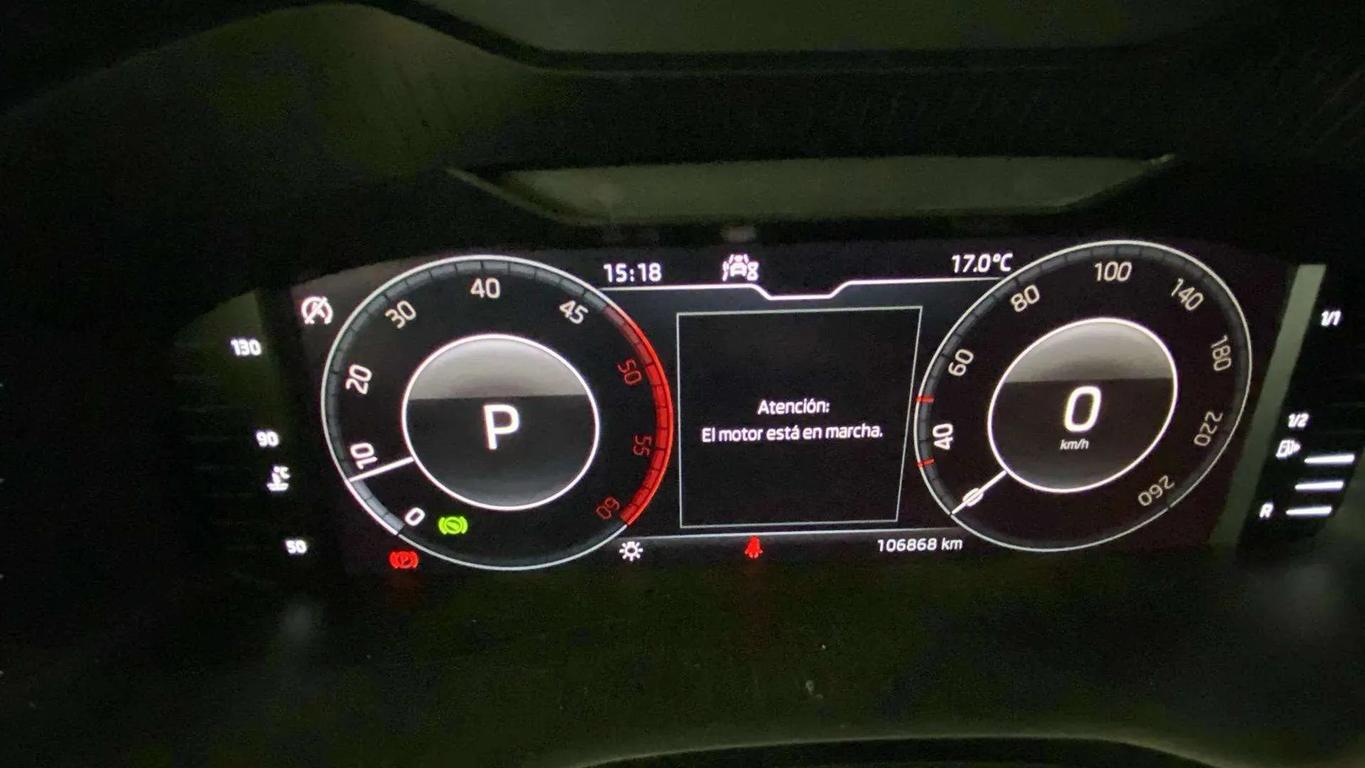 Škoda Karoq 2.0 TDI DSG 4x4 Ambition - foto 15