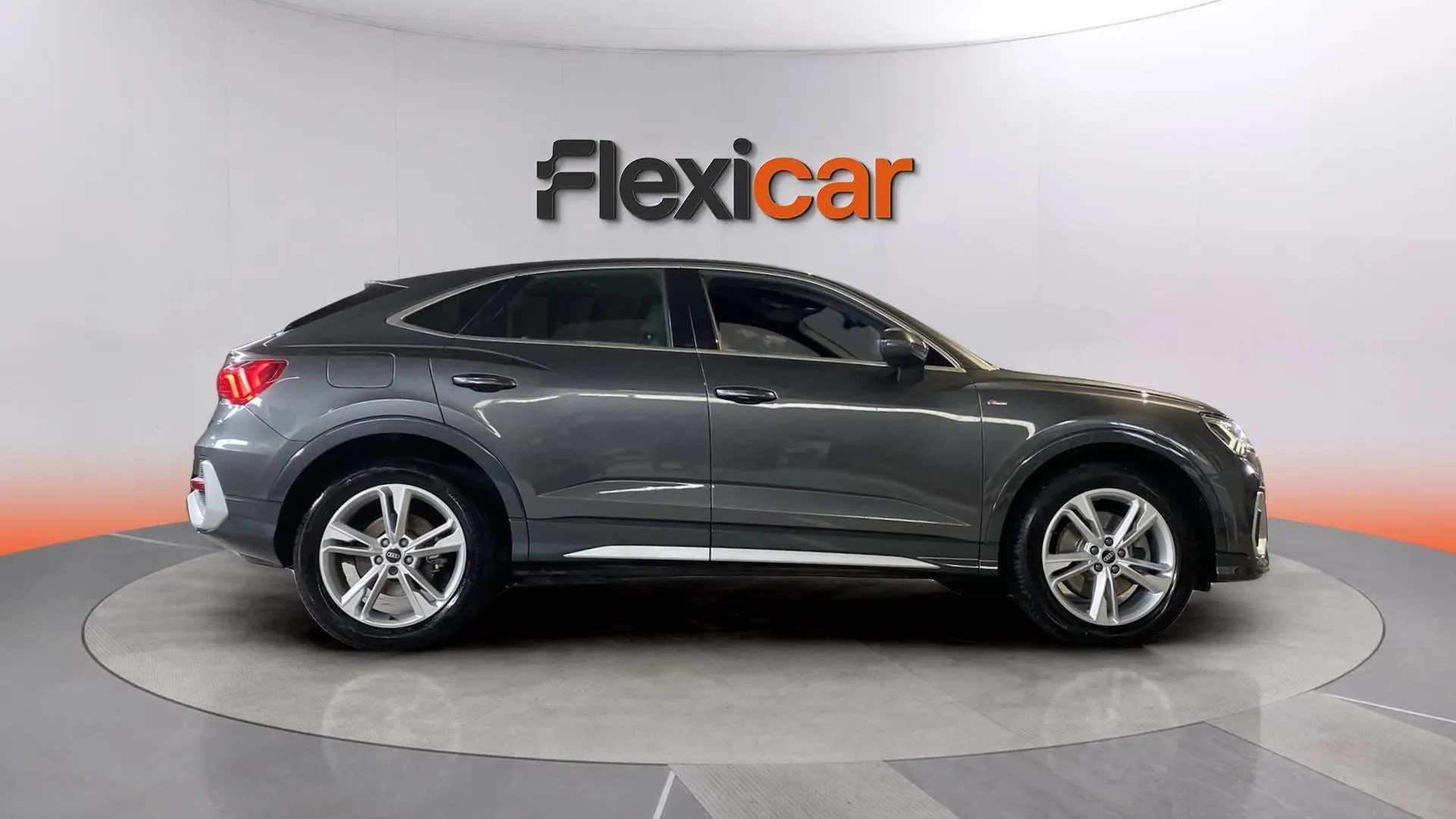 Audi Q3 45 TFSI e S tronic S Line - foto 8
