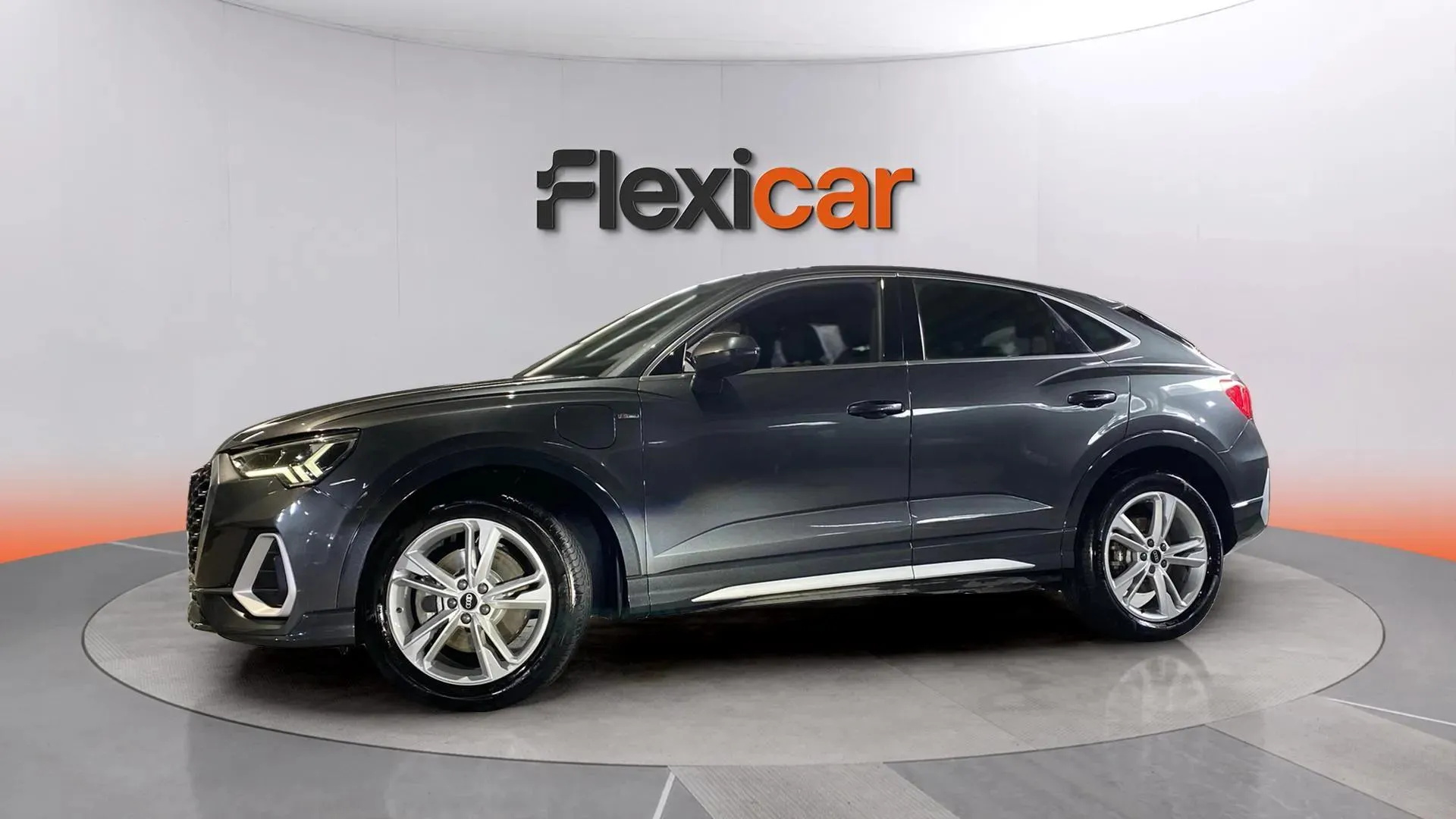 Audi Q3 45 TFSI e S tronic S Line - foto 3