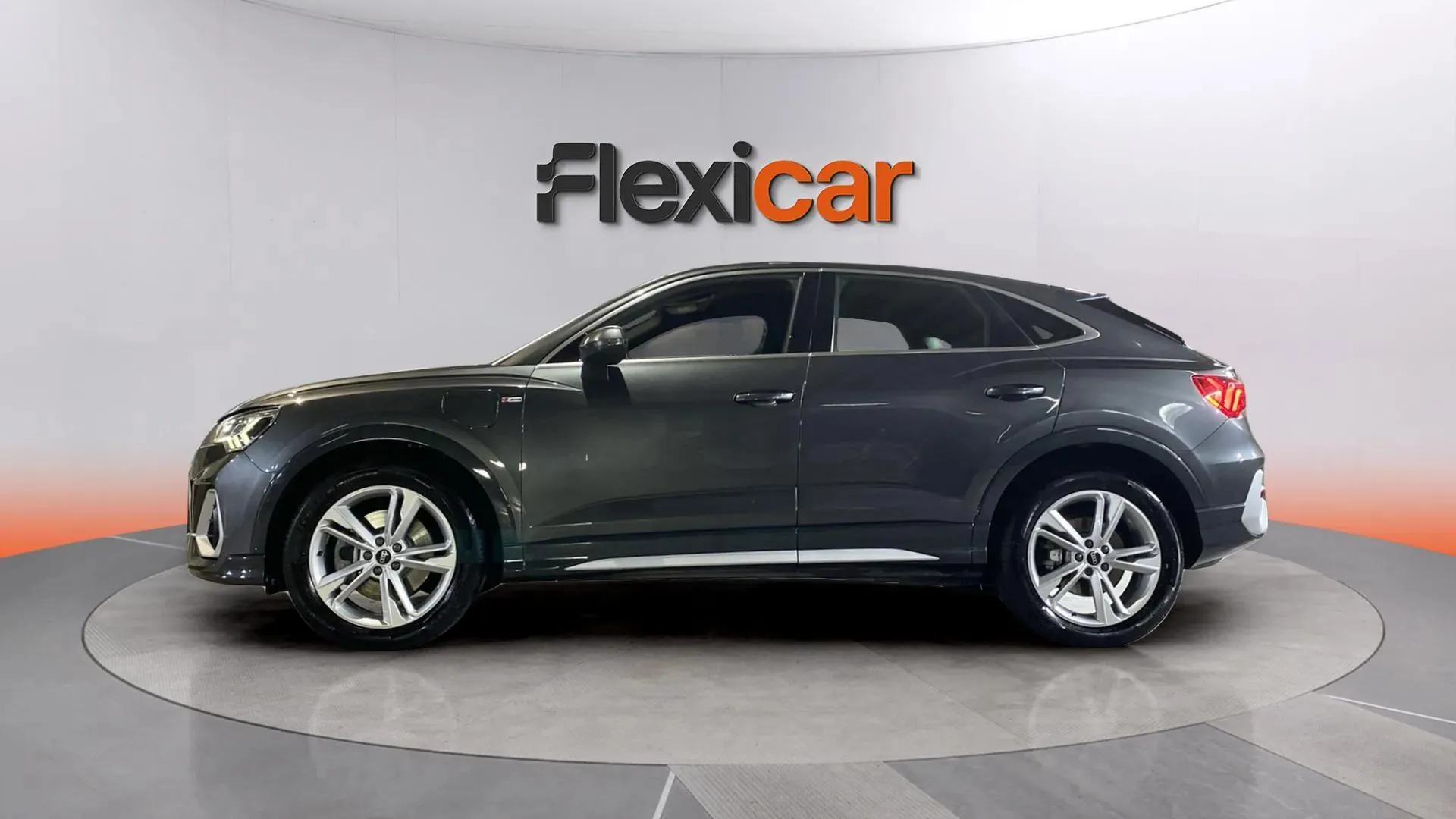 Audi Q3 45 TFSI e S tronic S Line - foto 4