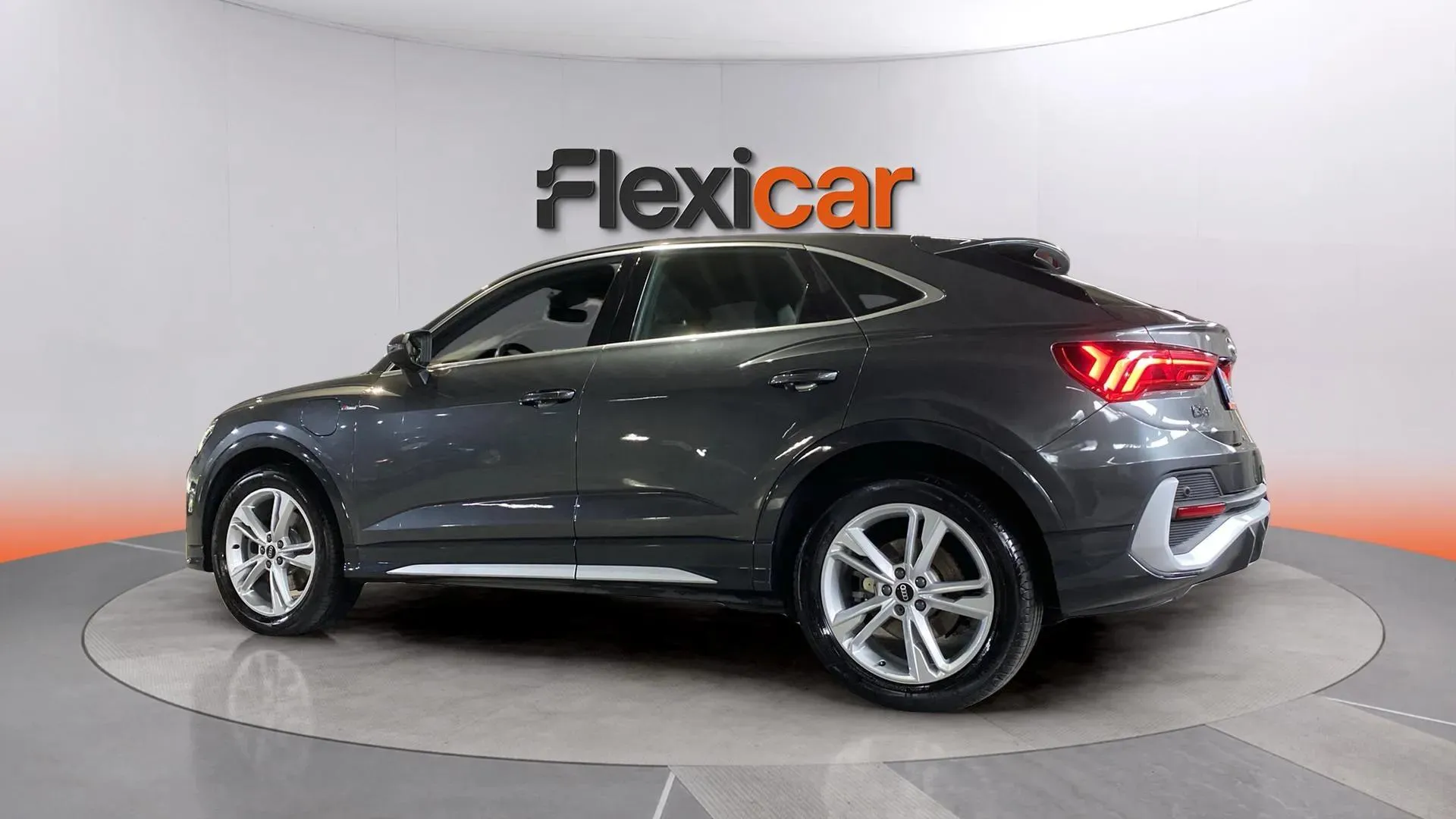 Audi Q3 45 TFSI e S tronic S Line - foto 5
