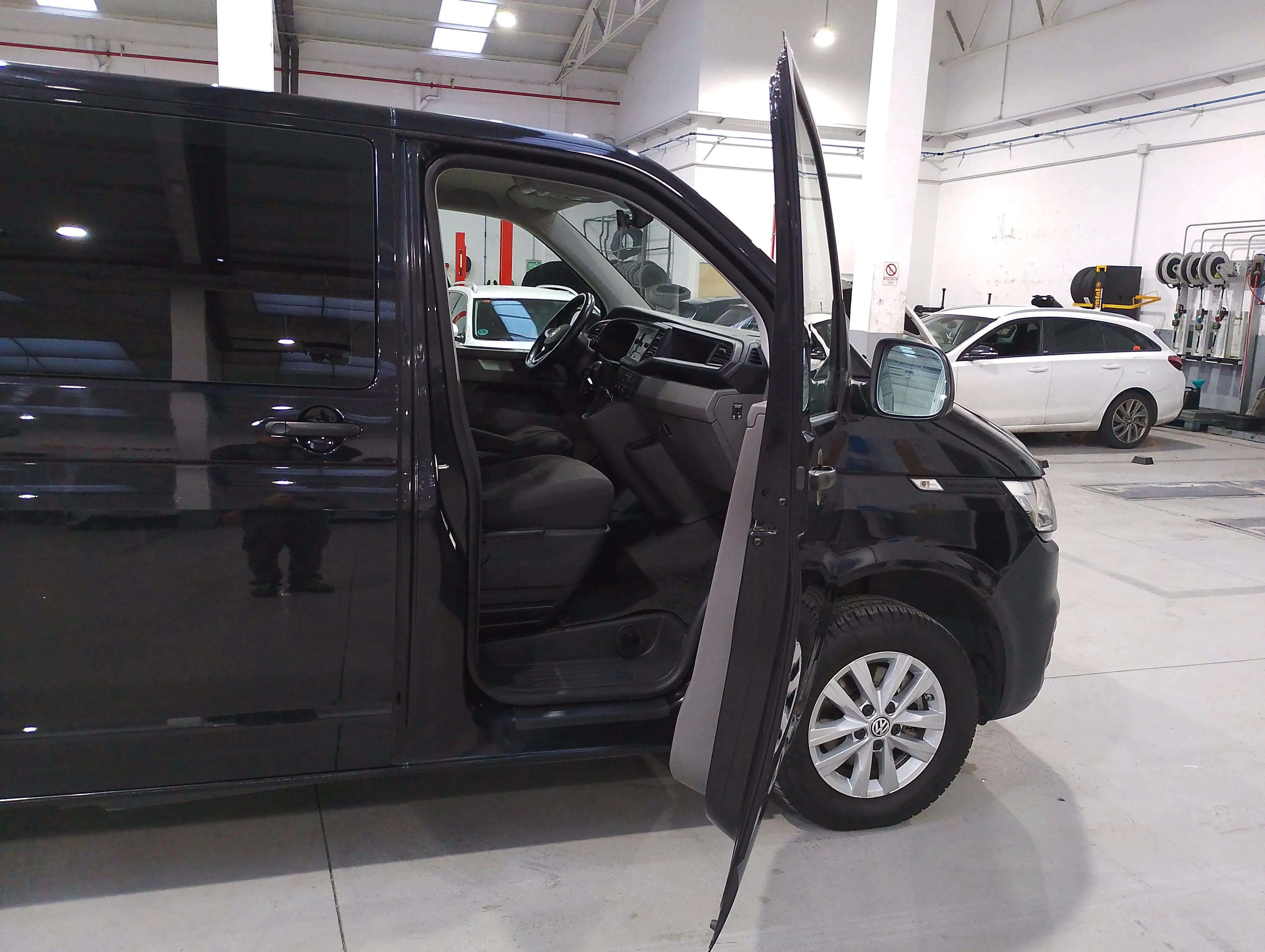 Volkswagen Transporter Mixto Corto TN 2.0 TDI BMT - foto 12