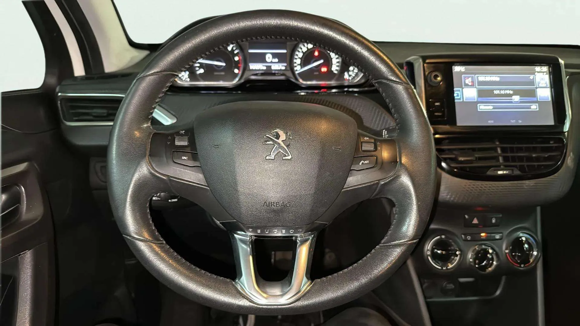 Peugeot 2008 Active 1.6 BlueHDi 100 - foto 10