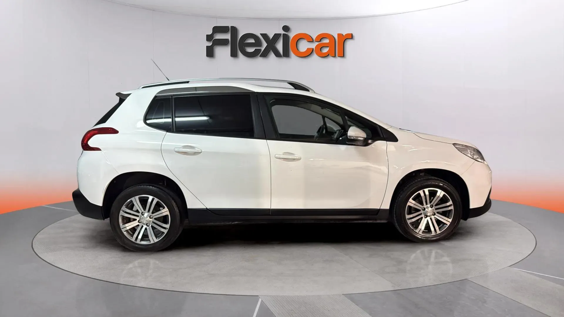 Peugeot 2008 Active 1.6 BlueHDi 100 - foto 8