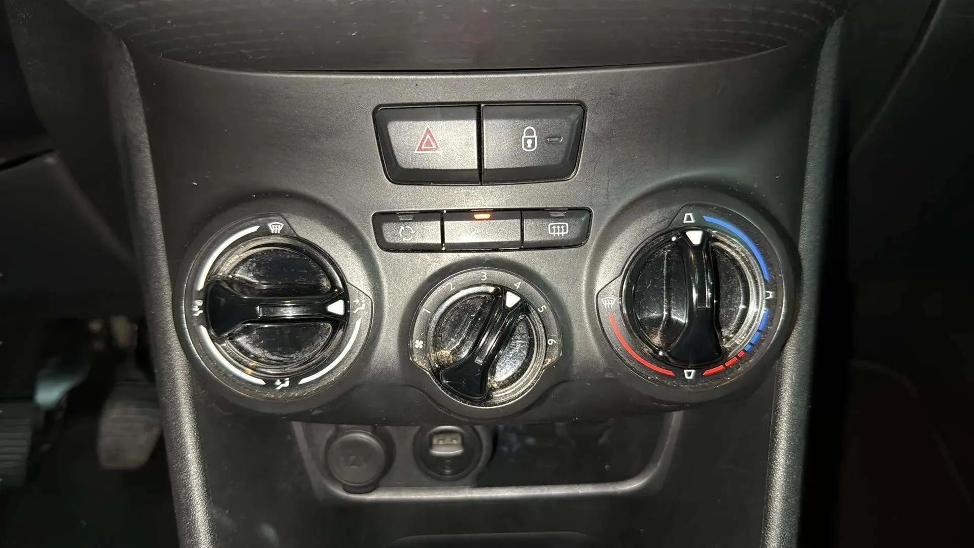 Peugeot 2008 Active 1.6 BlueHDi 100 - foto 16