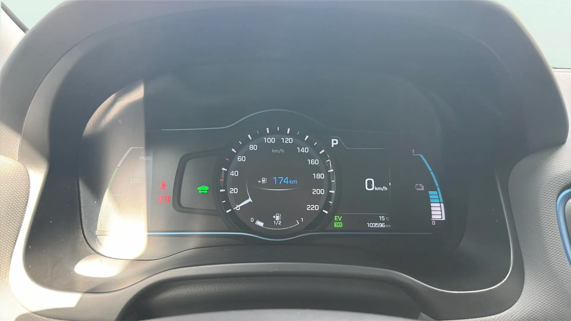 Hyundai Ioniq 1.6 GDI PHEV Style DCT - foto 15