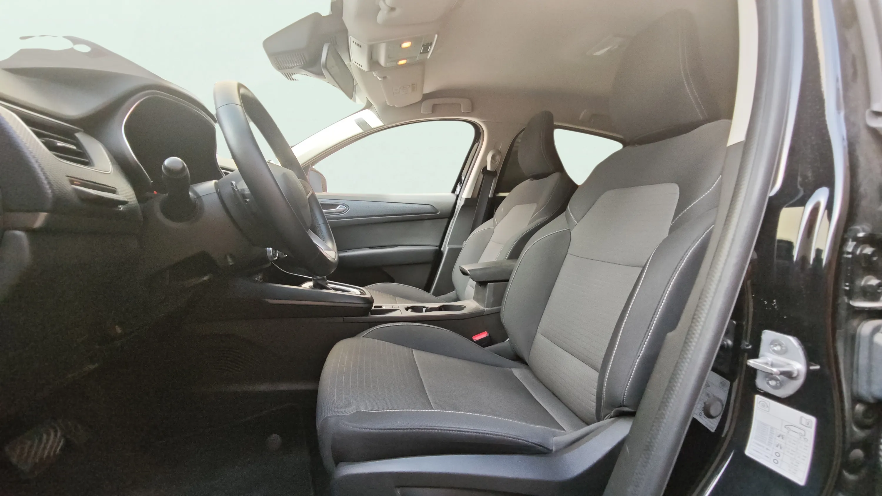 Renault Arkana Evolution E-Tech full hybrid - foto 7