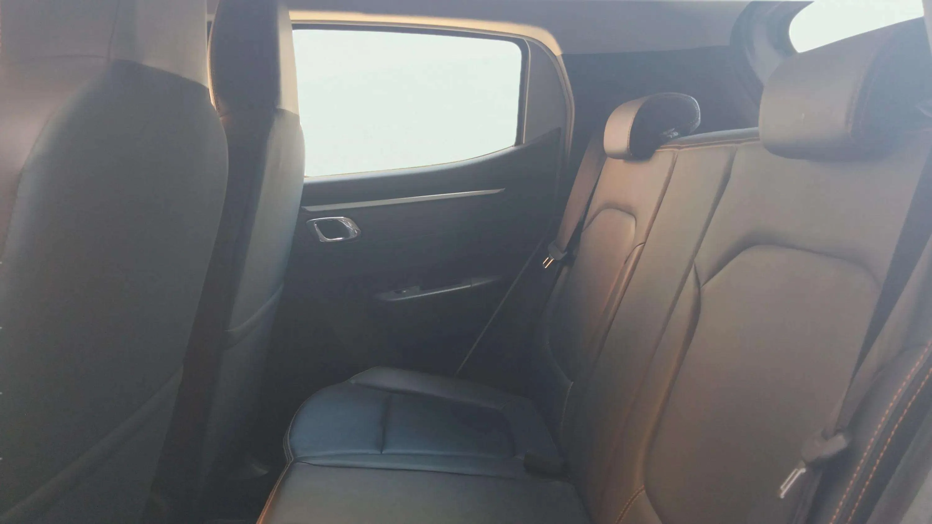 Dacia Spring Business Electric - foto 8