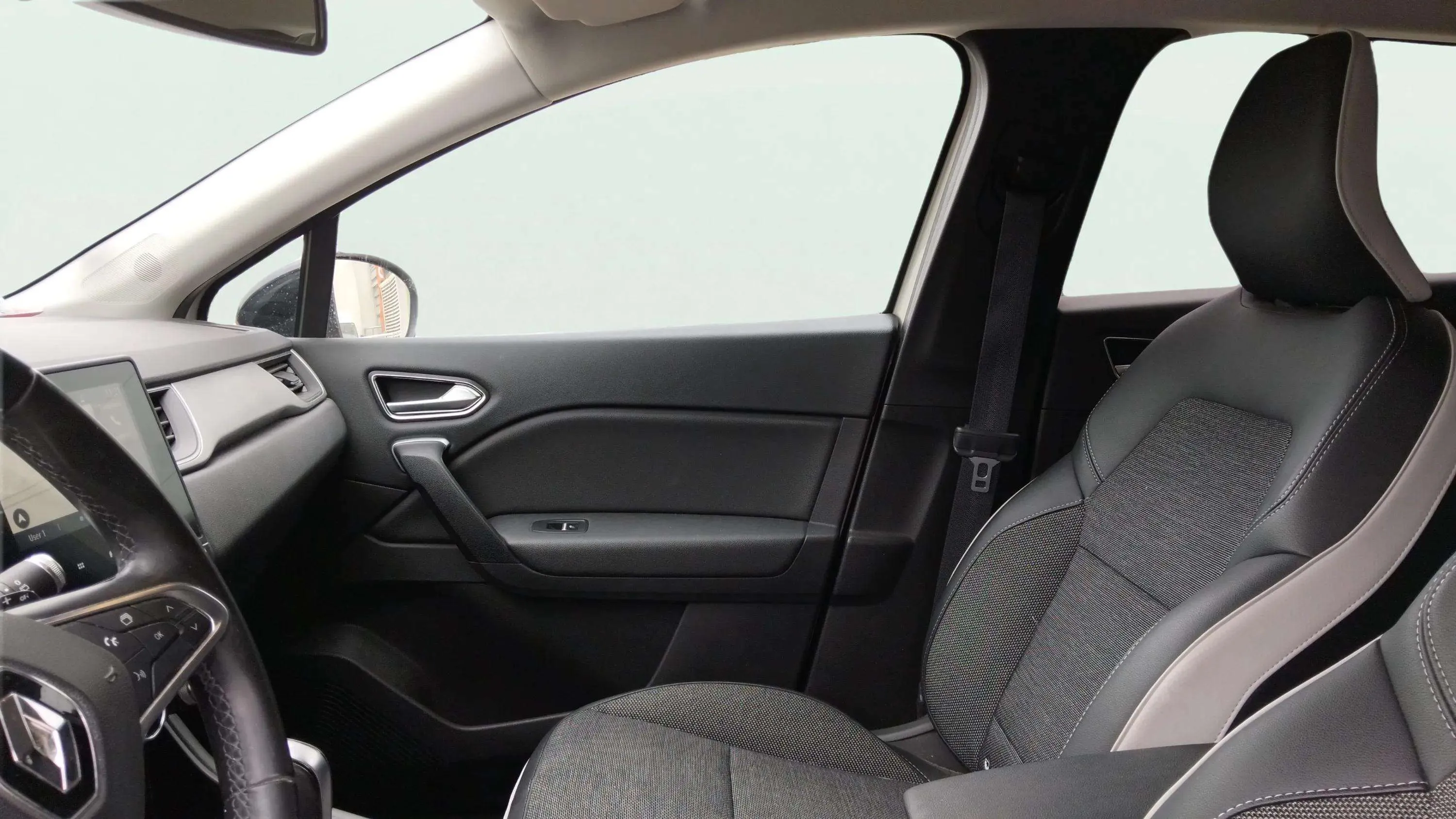 Renault Captur Zen+ TCe EDC GPF - foto 8