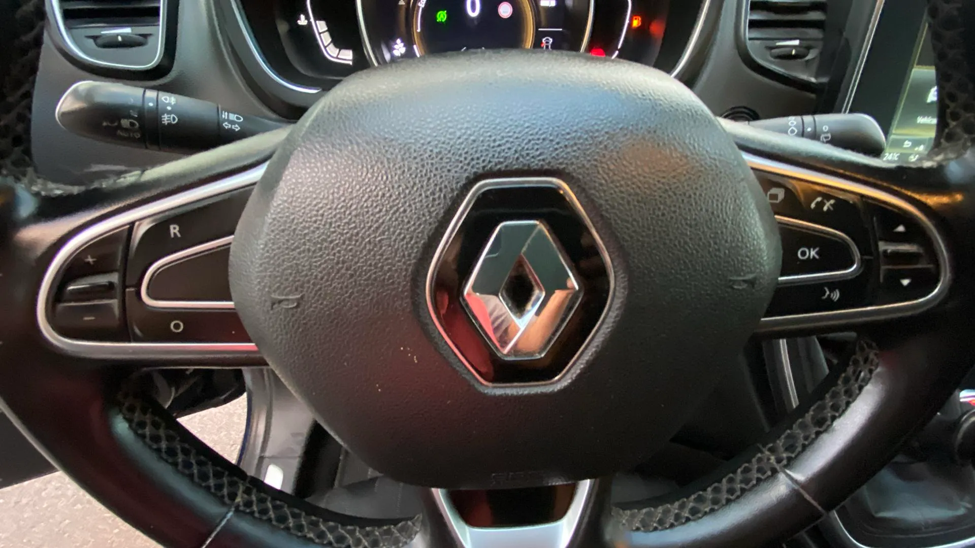 Renault Grand Scénic Limited TCe GPF - foto 24