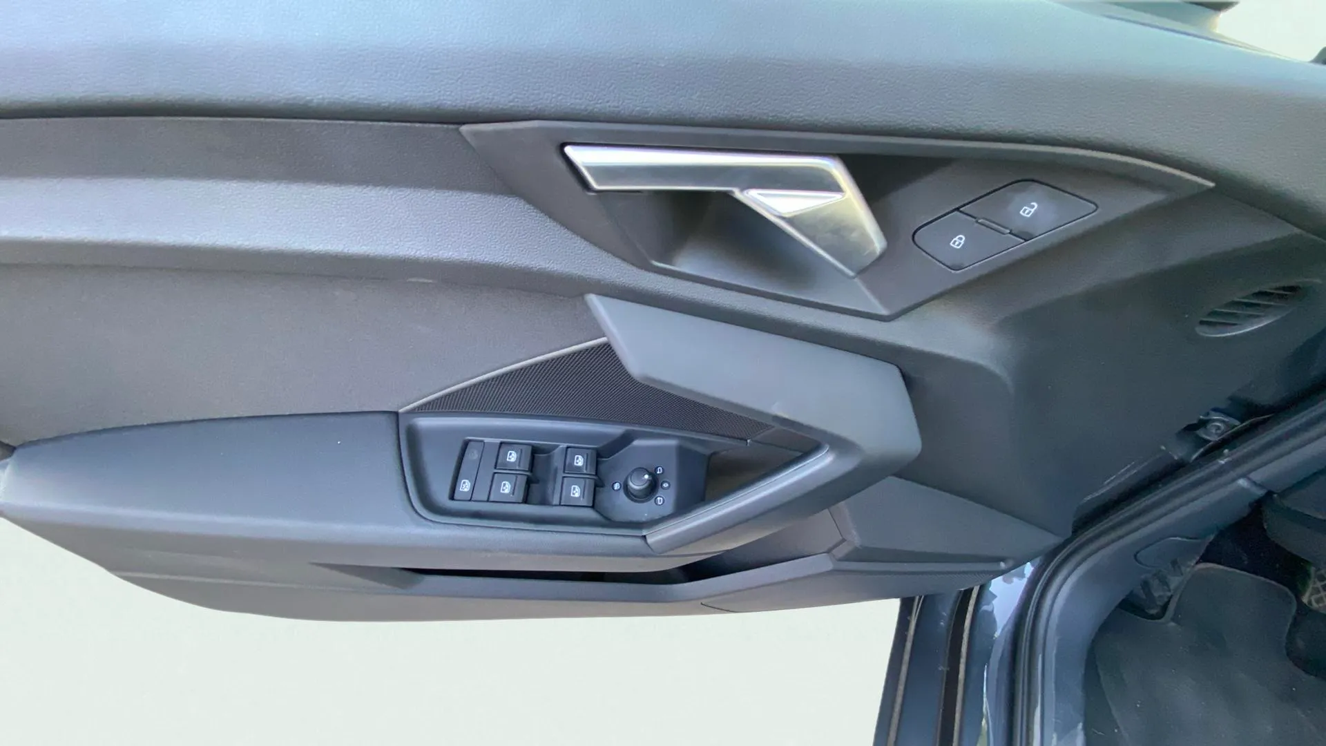 Audi A3 Sedan 30 TFSI - foto 14