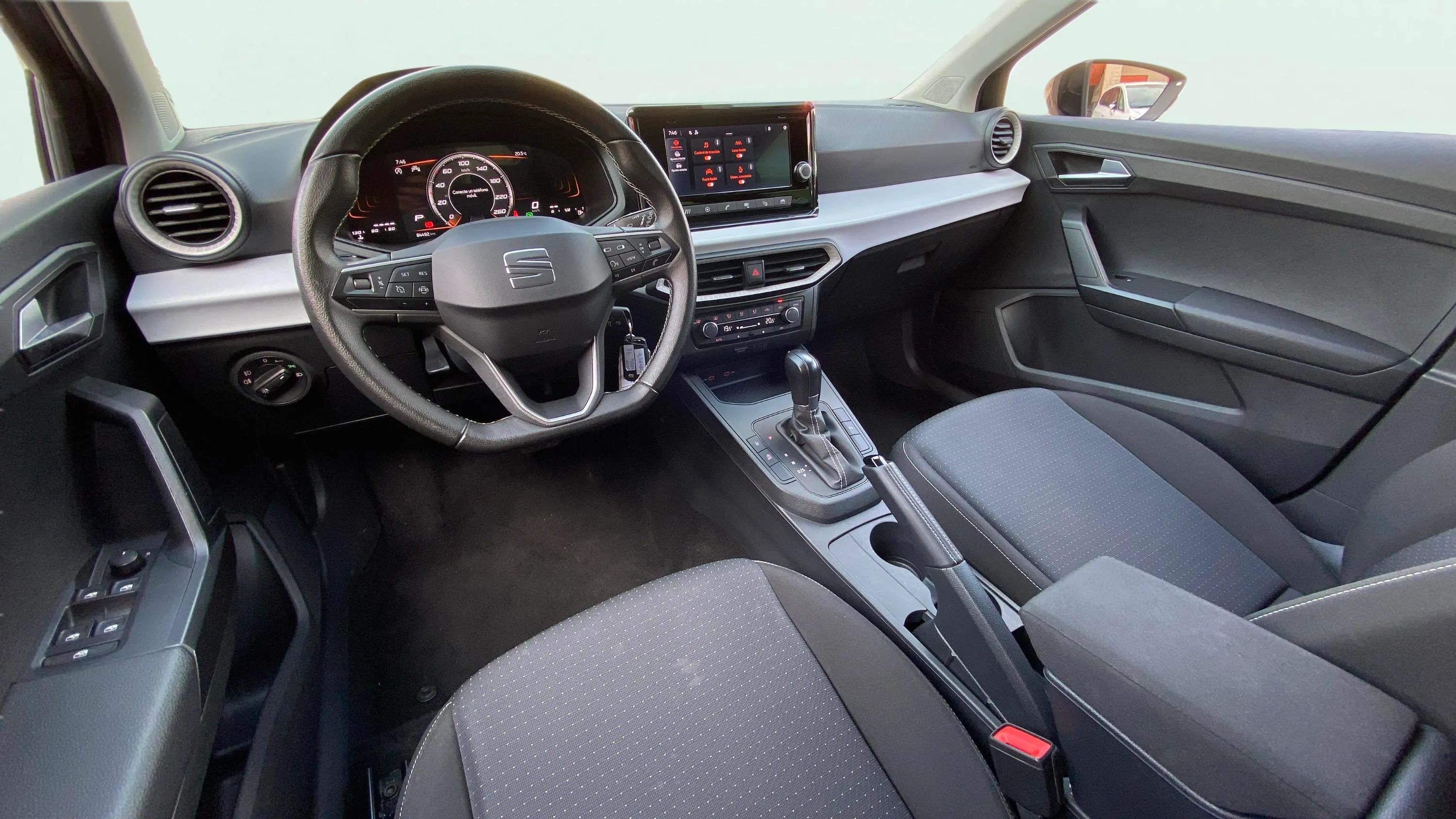 SEAT Ibiza 1.0 TSI DSG Xcellence - foto 29
