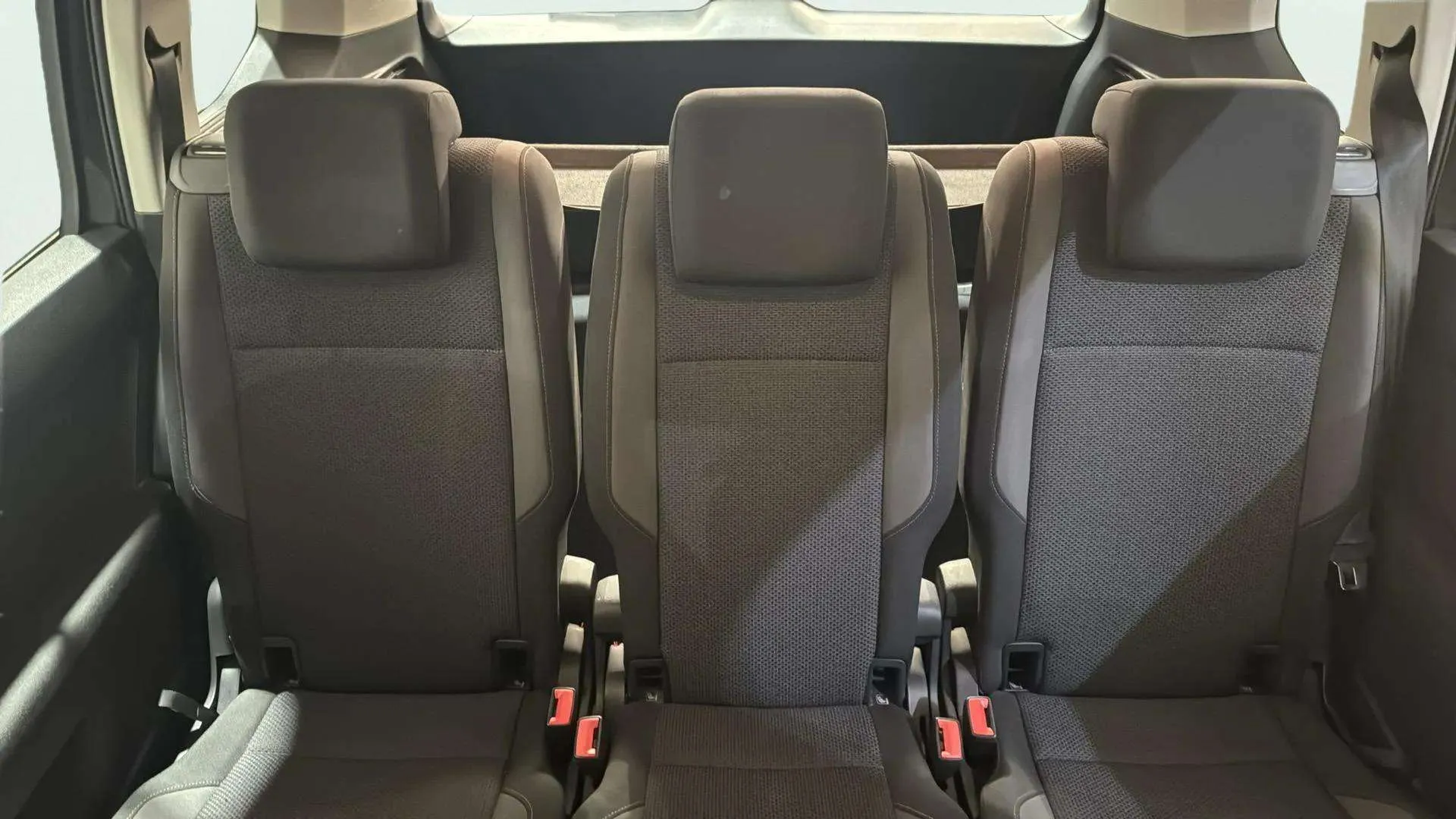 Volkswagen Touran Business Navi 2.0 TDI DSG - foto 15