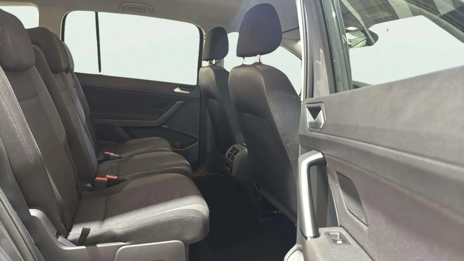 Volkswagen Touran Business Navi 2.0 TDI DSG - foto 14