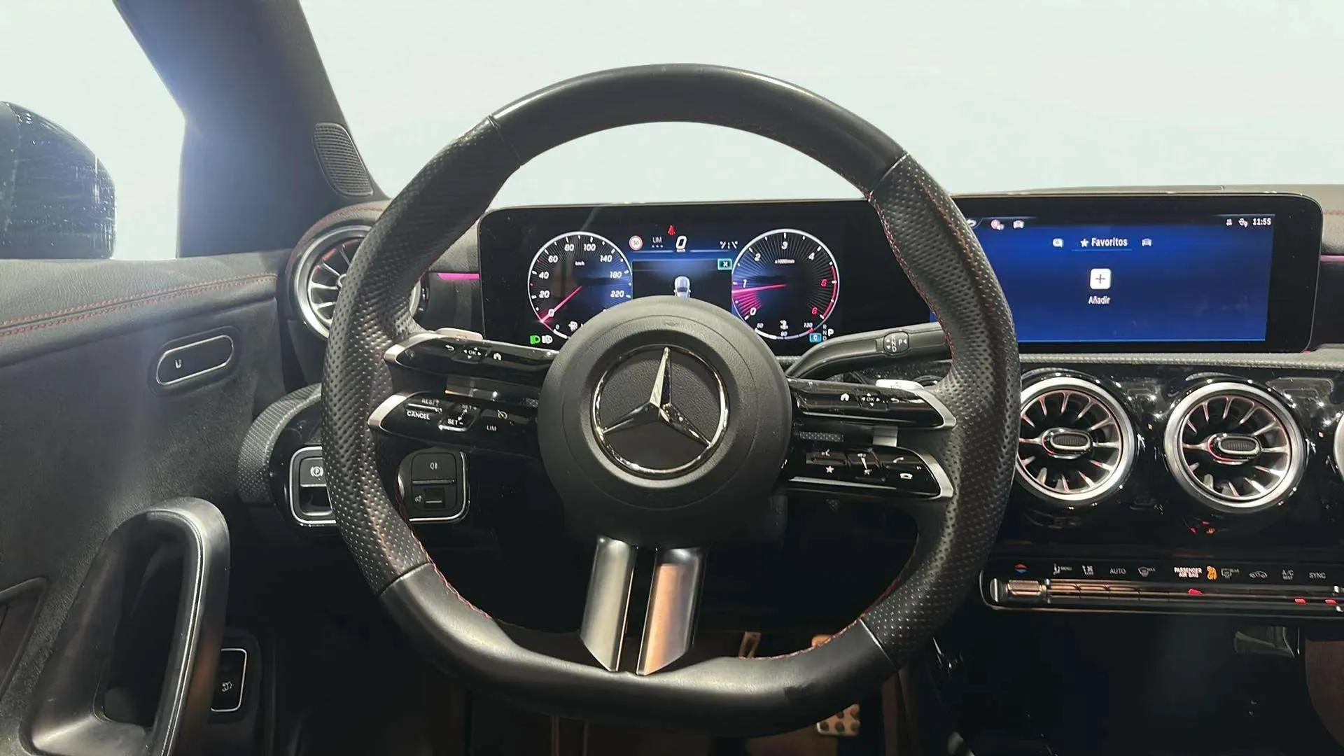 Mercedes-Benz CLA 200 D DCT Shooting Brake - foto 9