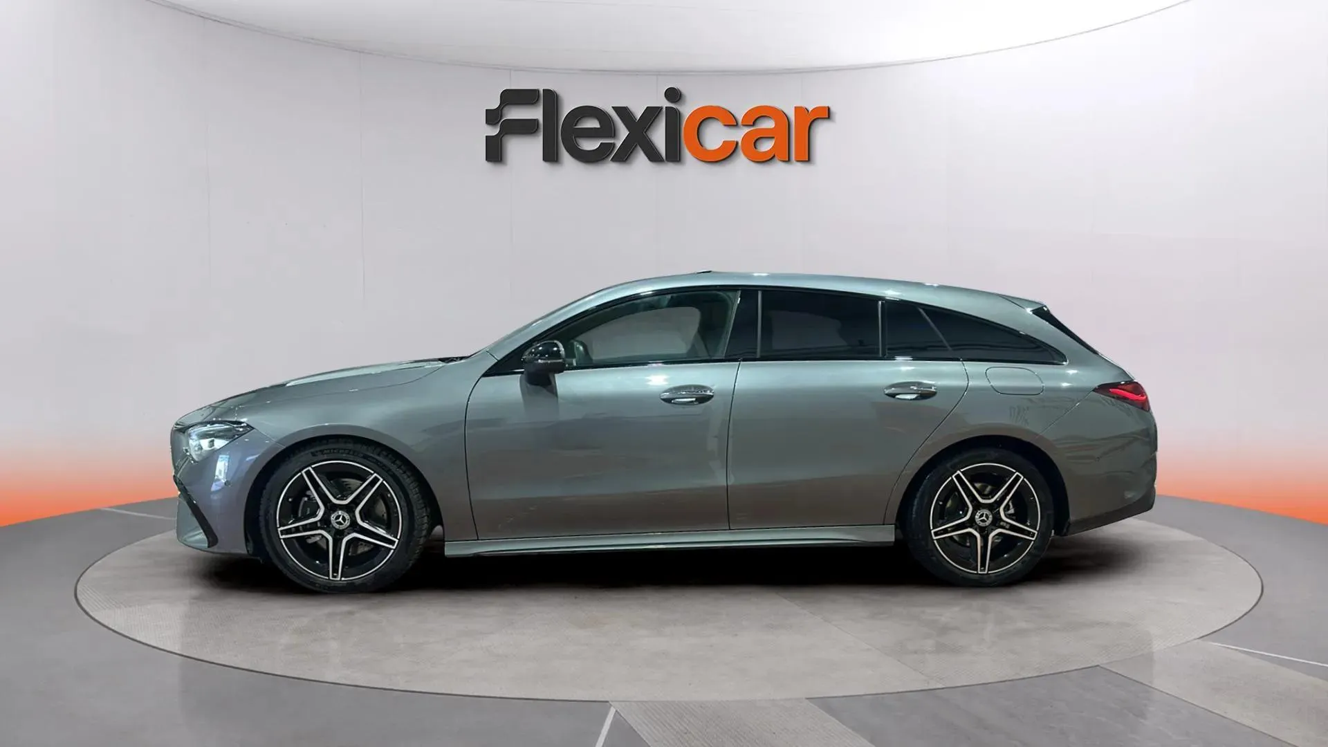 Mercedes-Benz CLA 200 D DCT Shooting Brake - foto 5