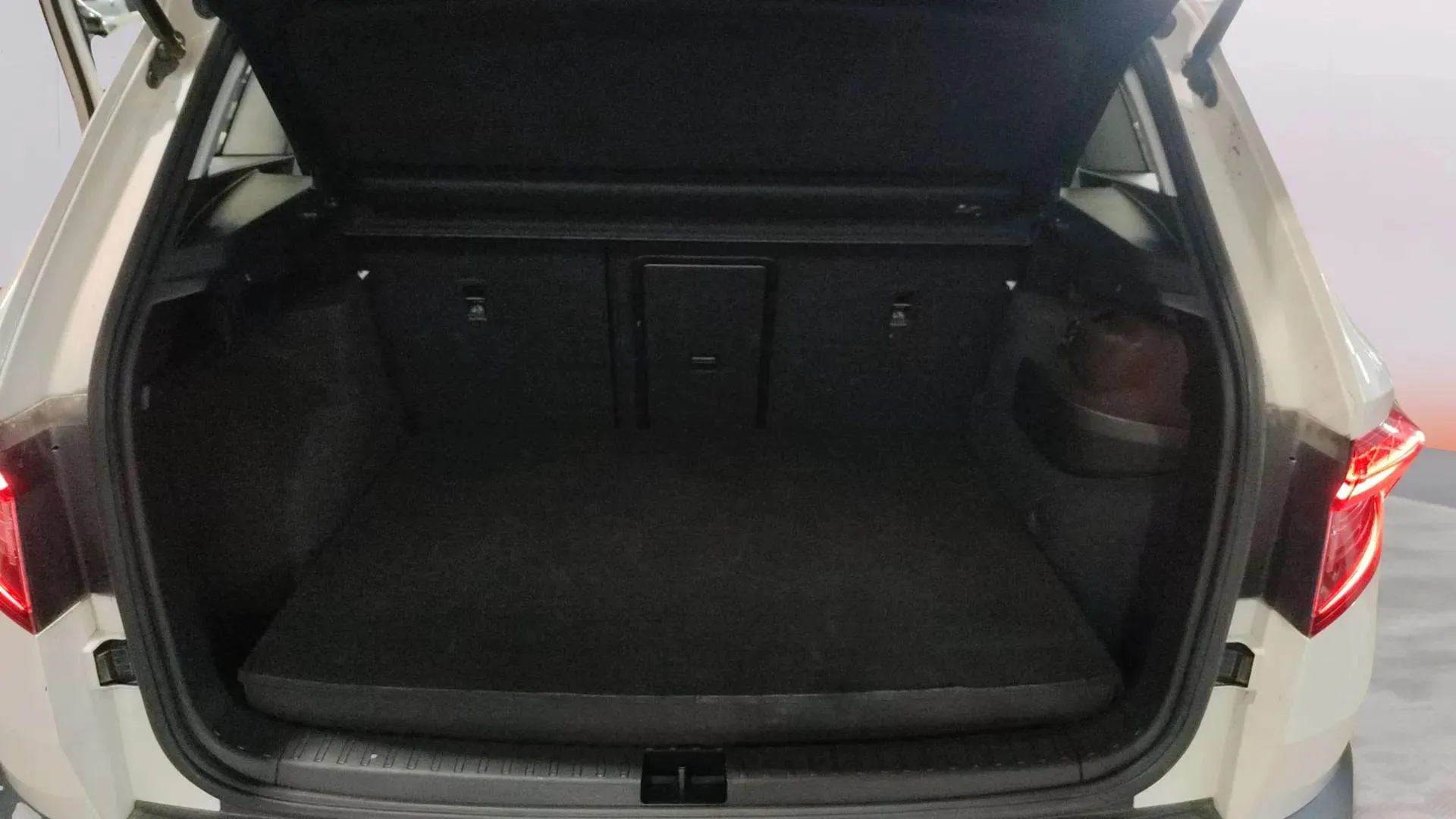 Škoda Karoq 2.0 TDI DSG 4x4 Ambition - foto 5