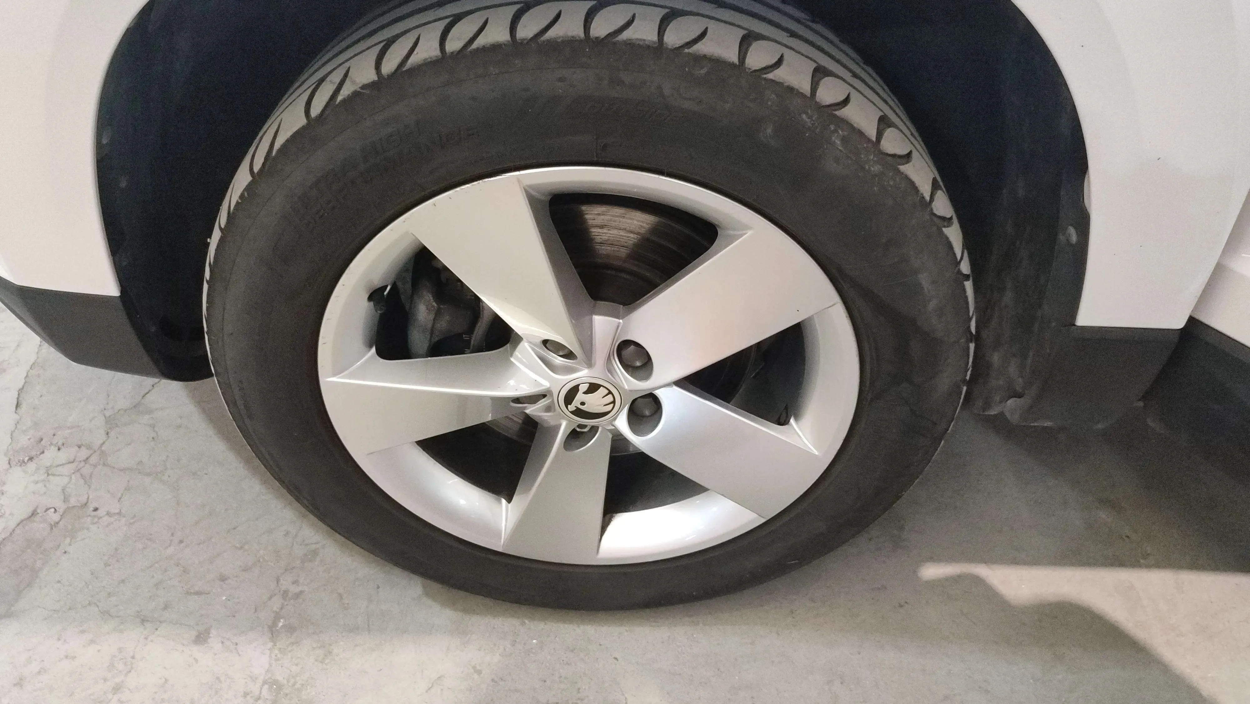 Škoda Karoq 2.0 TDI DSG 4x4 Ambition - foto 4