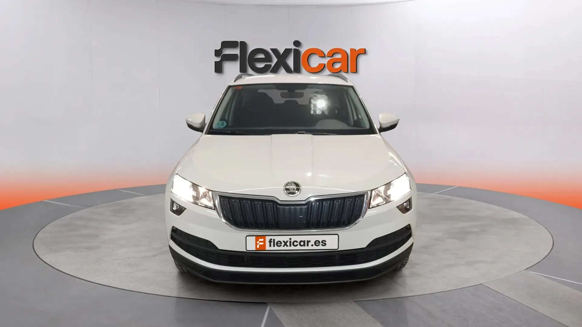 Škoda Karoq 2.0 TDI DSG 4x4 Ambition - foto 1