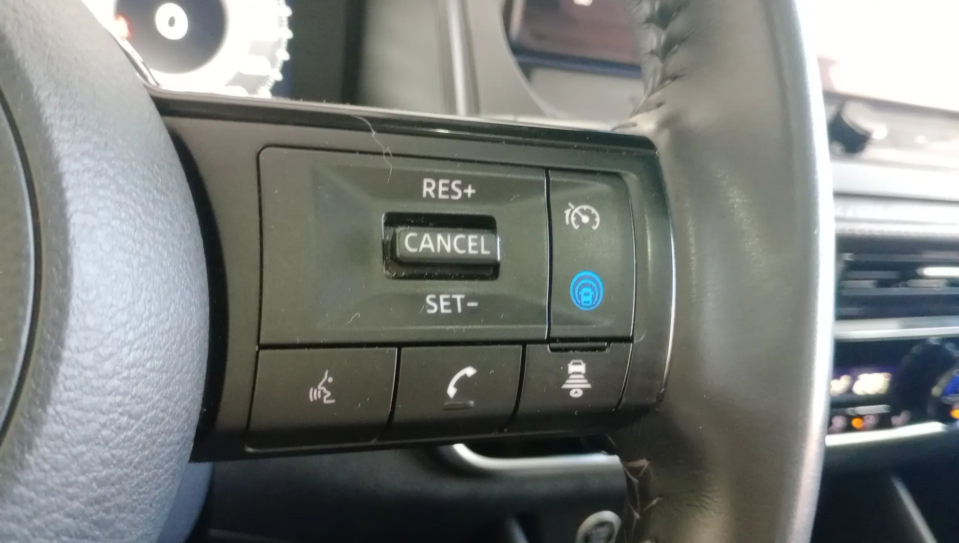 Nissan Qashqai DIG-T mHEV 4x2 Acenta - foto 16