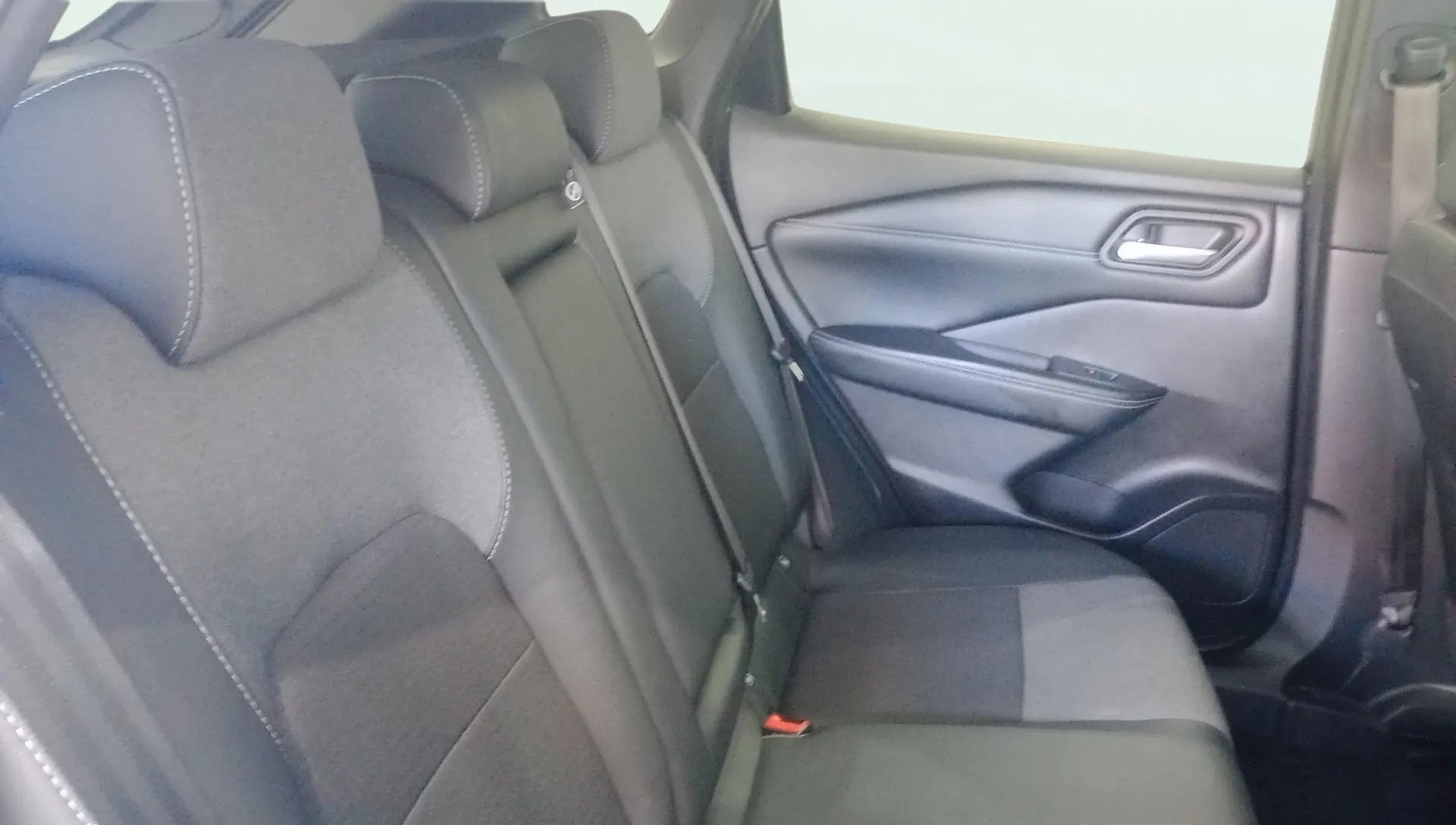 Nissan Qashqai DIG-T mHEV 4x2 Acenta - foto 9