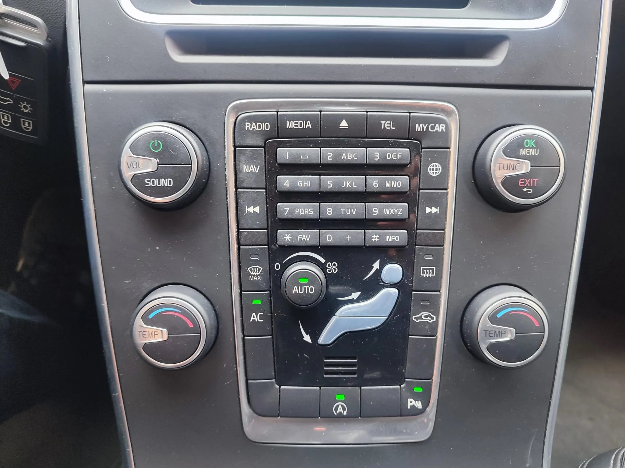 Volvo V60 2.0 D2 Kinetic - foto 19