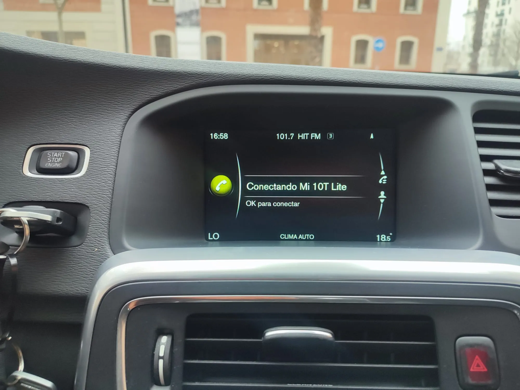 Volvo V60 2.0 D2 Kinetic - foto 13