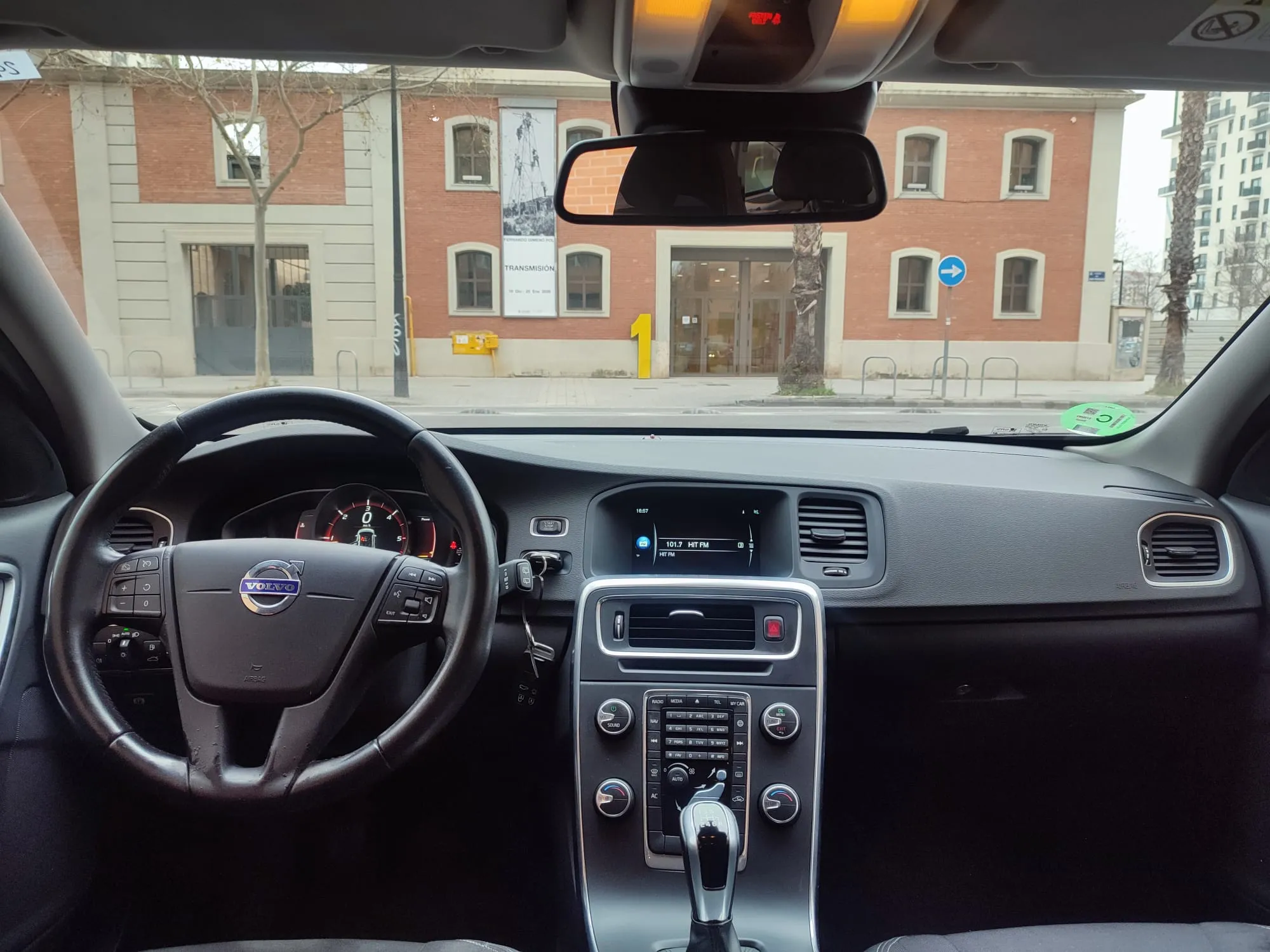 Volvo V60 2.0 D2 Kinetic - foto 6