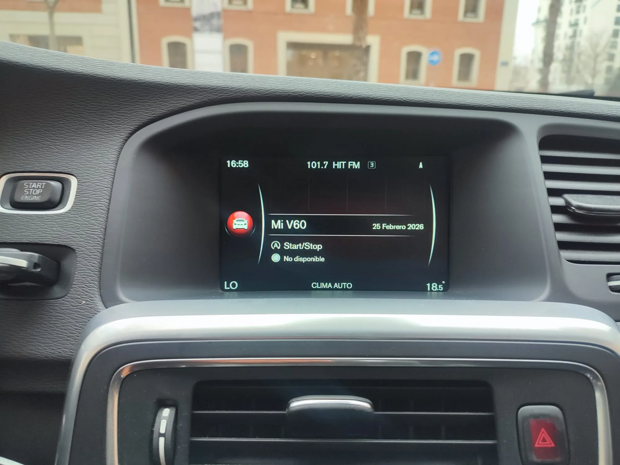 Volvo V60 2.0 D2 Kinetic - foto 14
