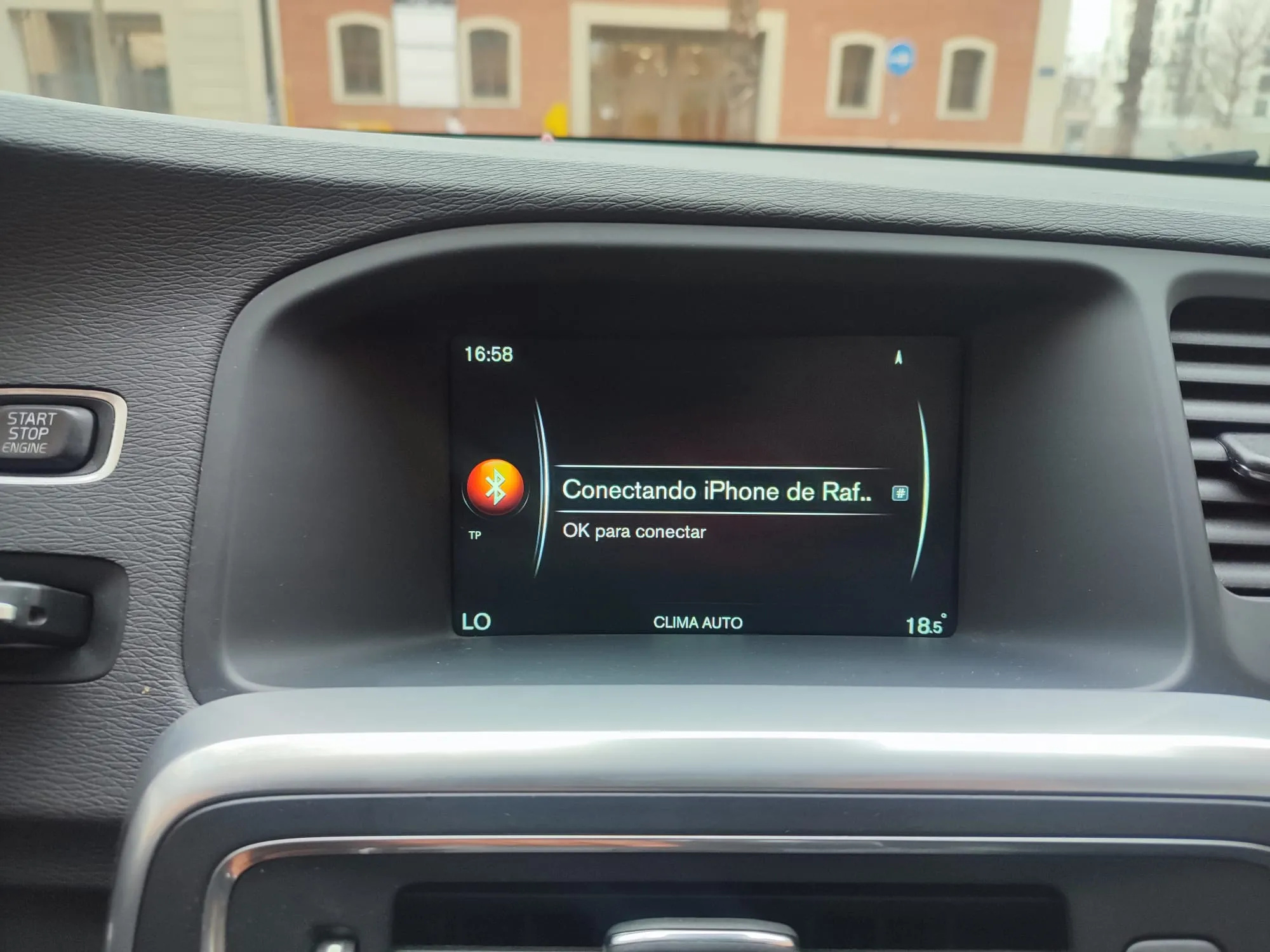 Volvo V60 2.0 D2 Kinetic - foto 15