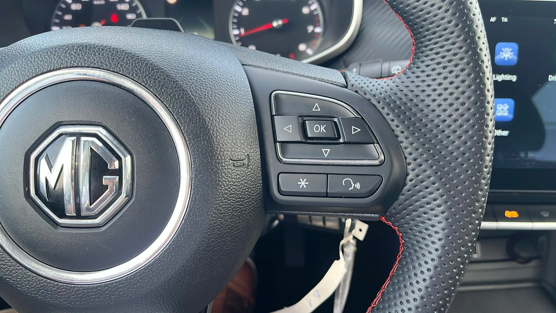 MG ZS 1.5 Comfort - foto 17