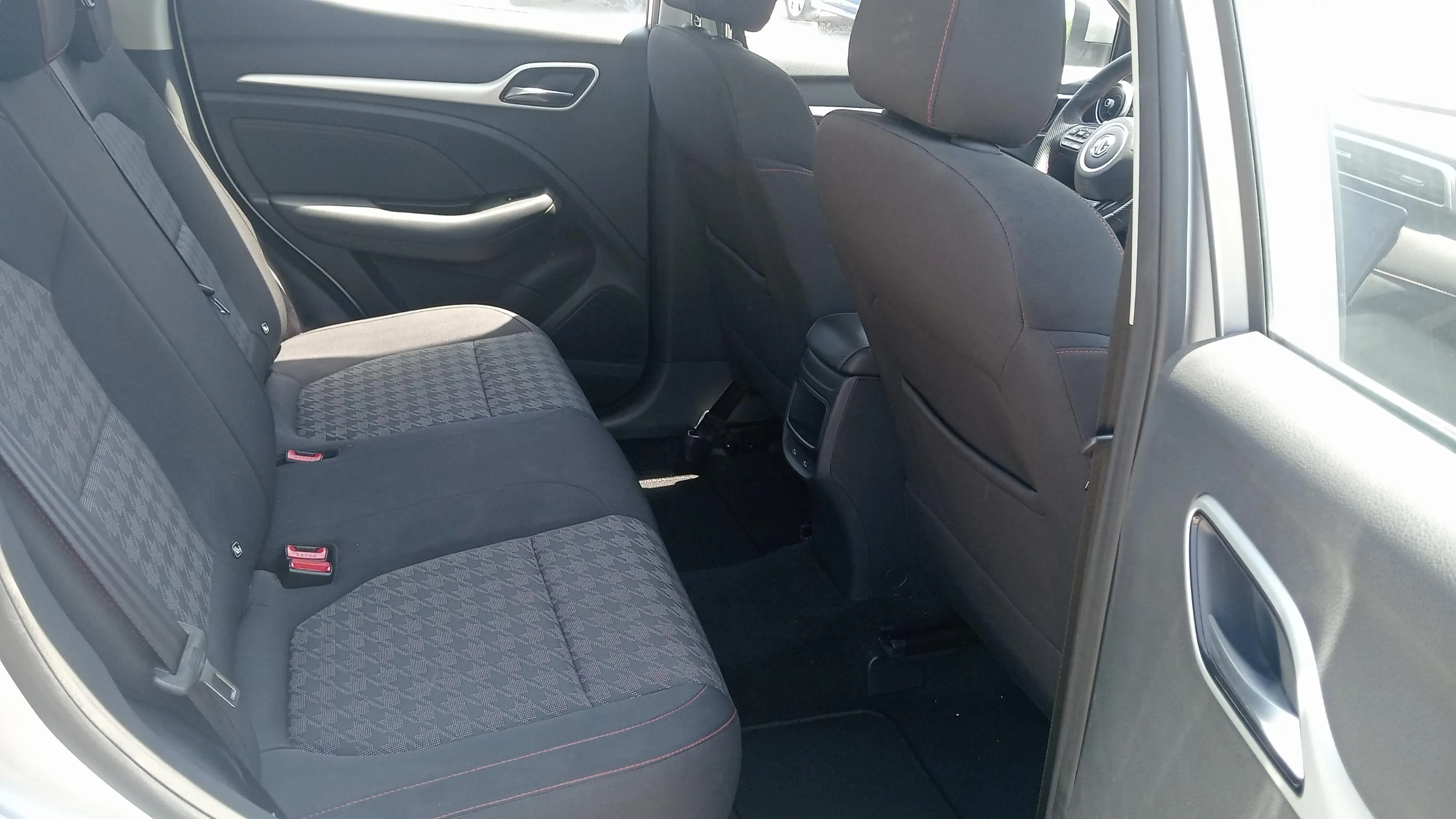 MG ZS 1.5 Comfort - foto 17
