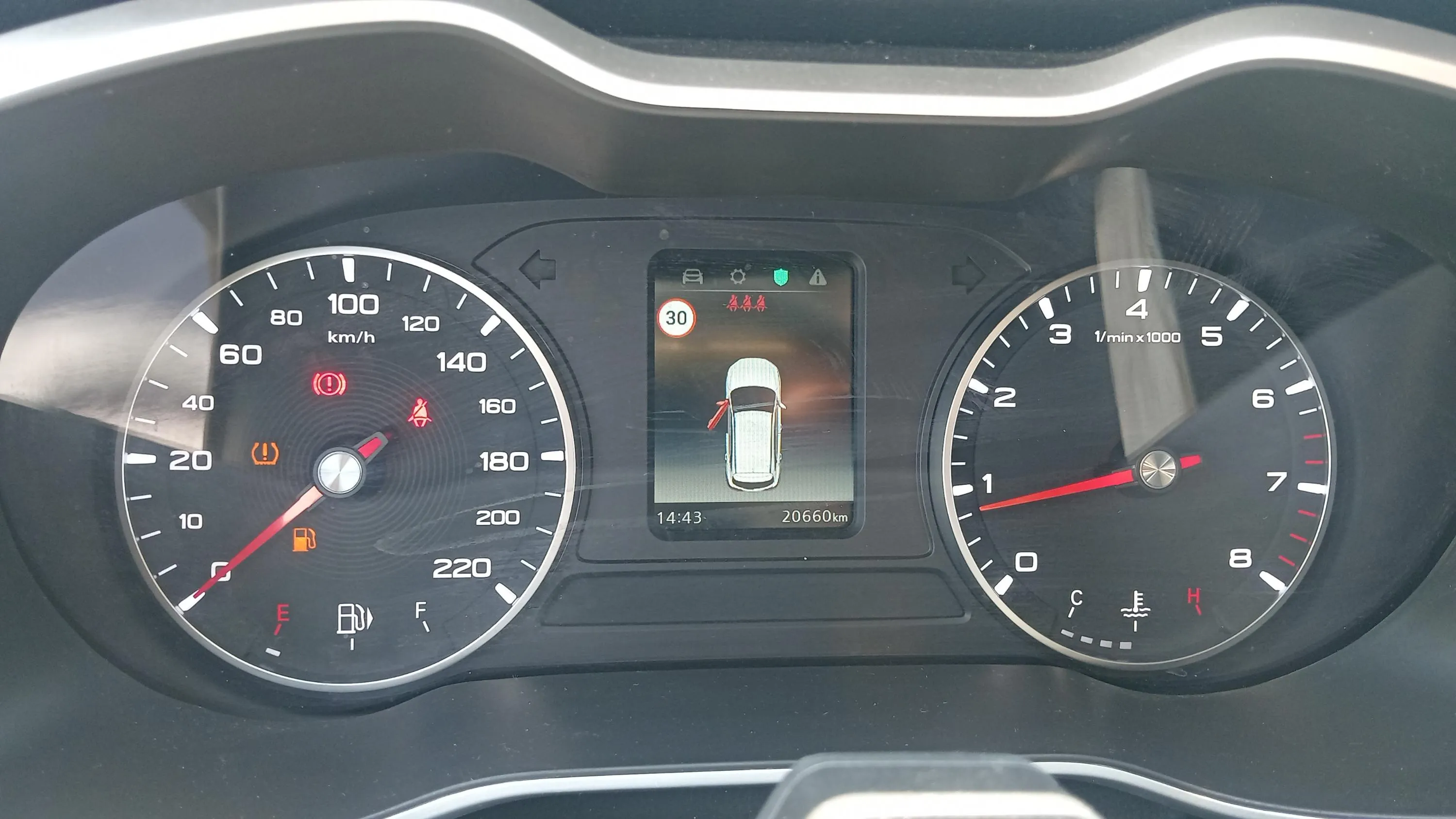 MG ZS 1.5 Comfort - foto 15