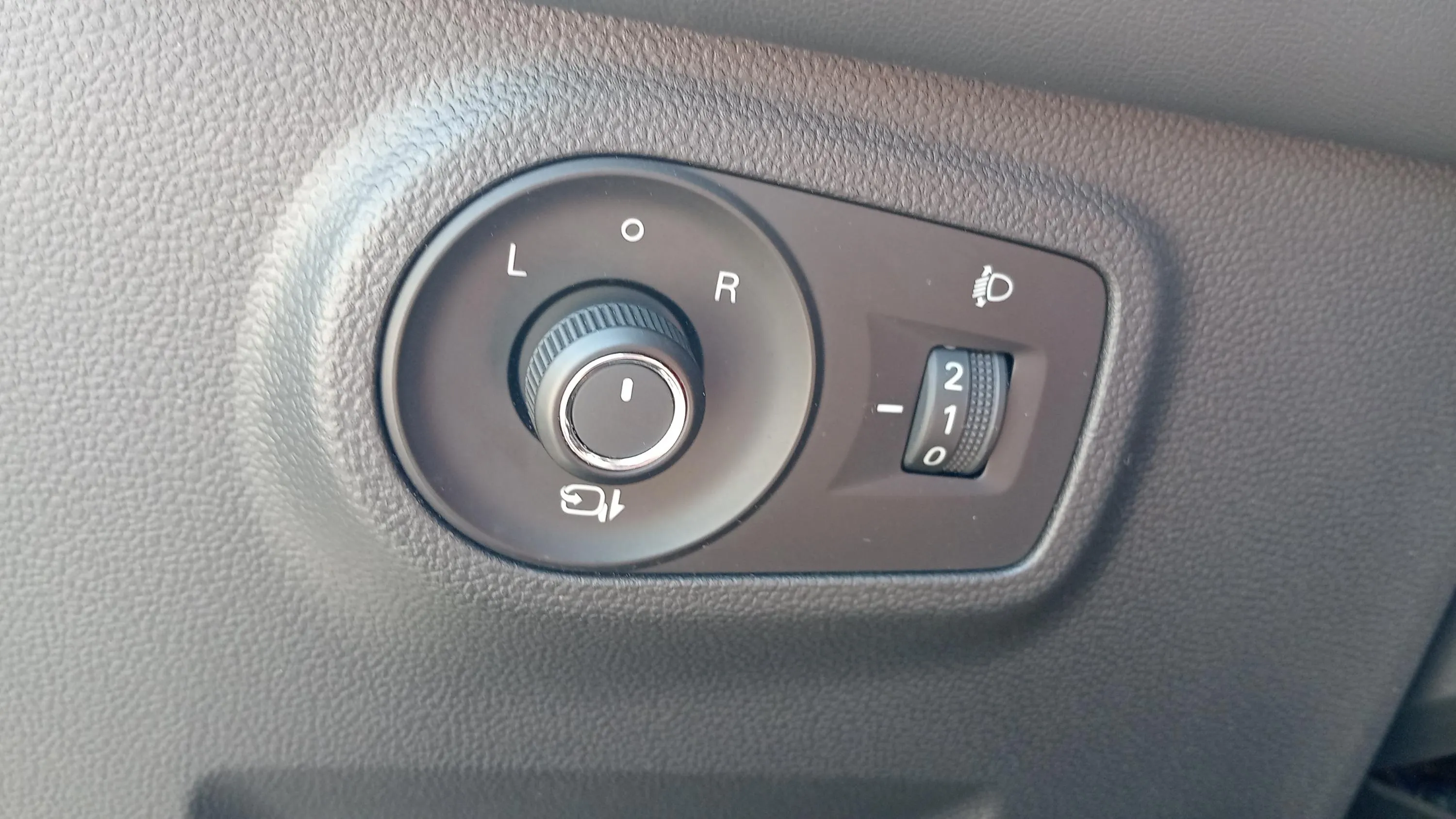MG ZS 1.5 Comfort - foto 19