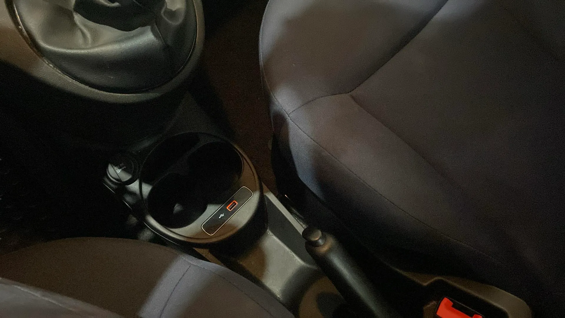 Fiat 500 Club 1.0 Hybrid - foto 17