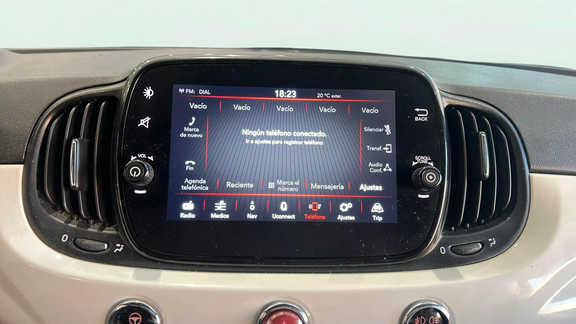 Fiat 500 Club 1.0 Hybrid - foto 16