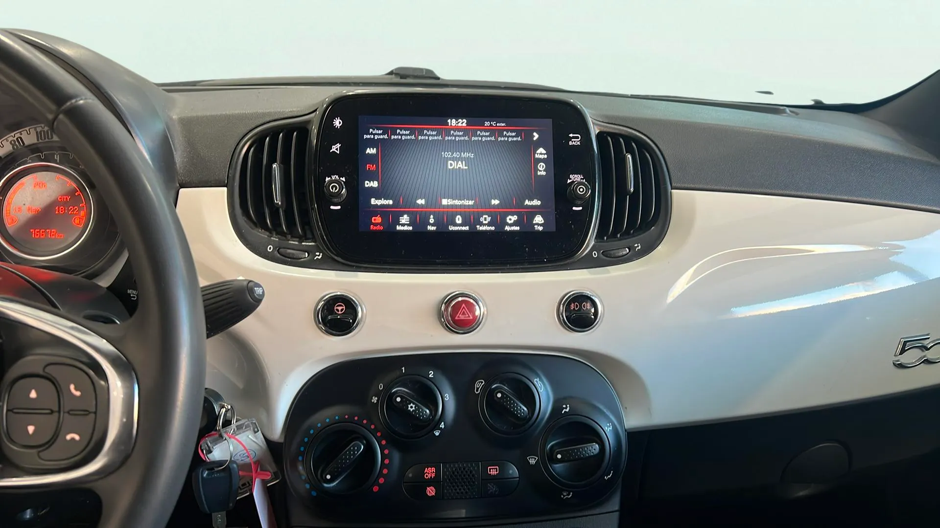 Fiat 500 Club 1.0 Hybrid - foto 11
