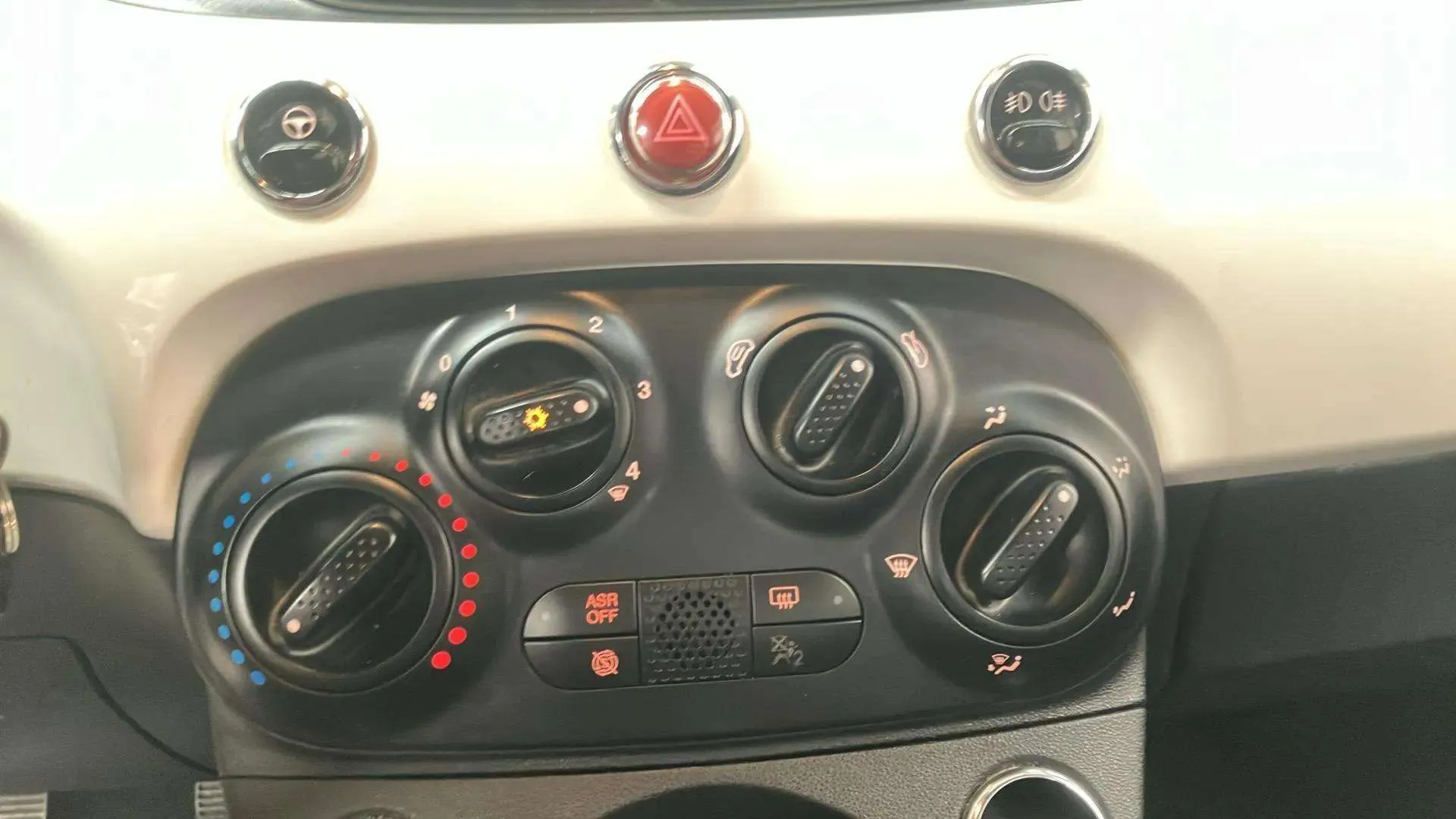 Fiat 500 Cult 1.0 Hybrid - foto 16