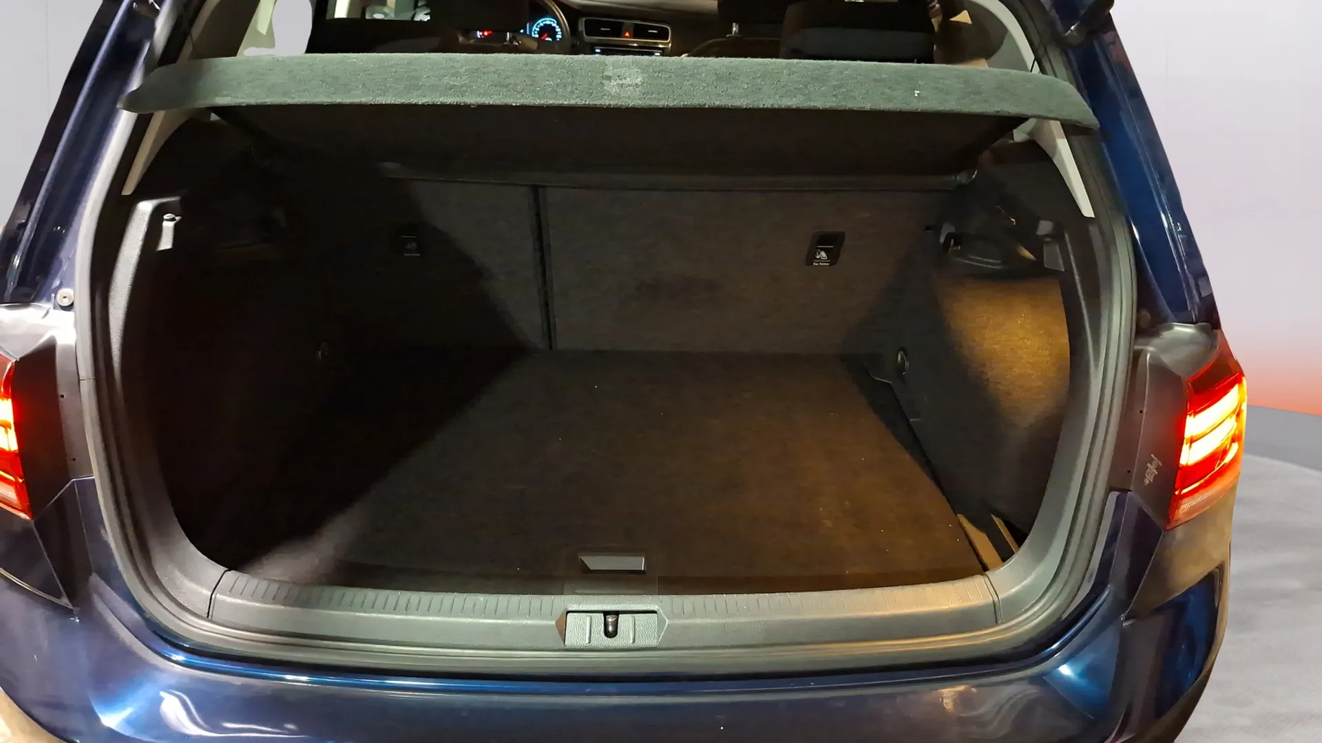 Volkswagen Golf Advance 1.0 TSI - foto 6