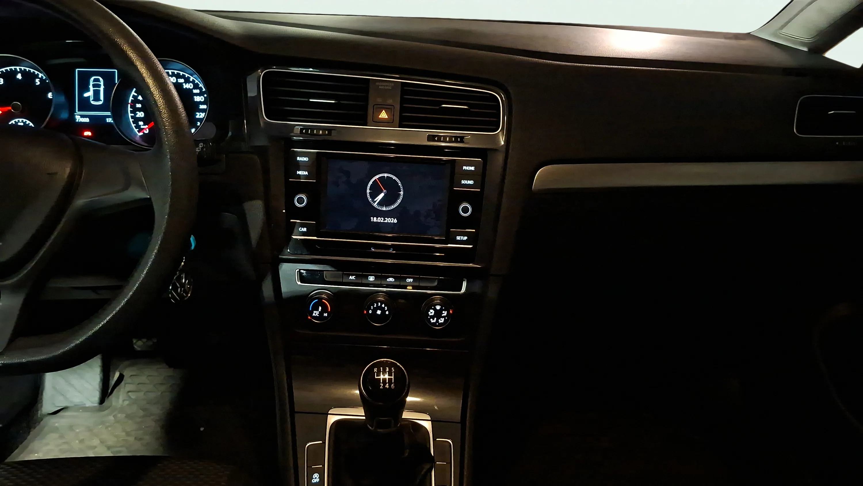 Volkswagen Golf Advance 1.0 TSI - foto 12