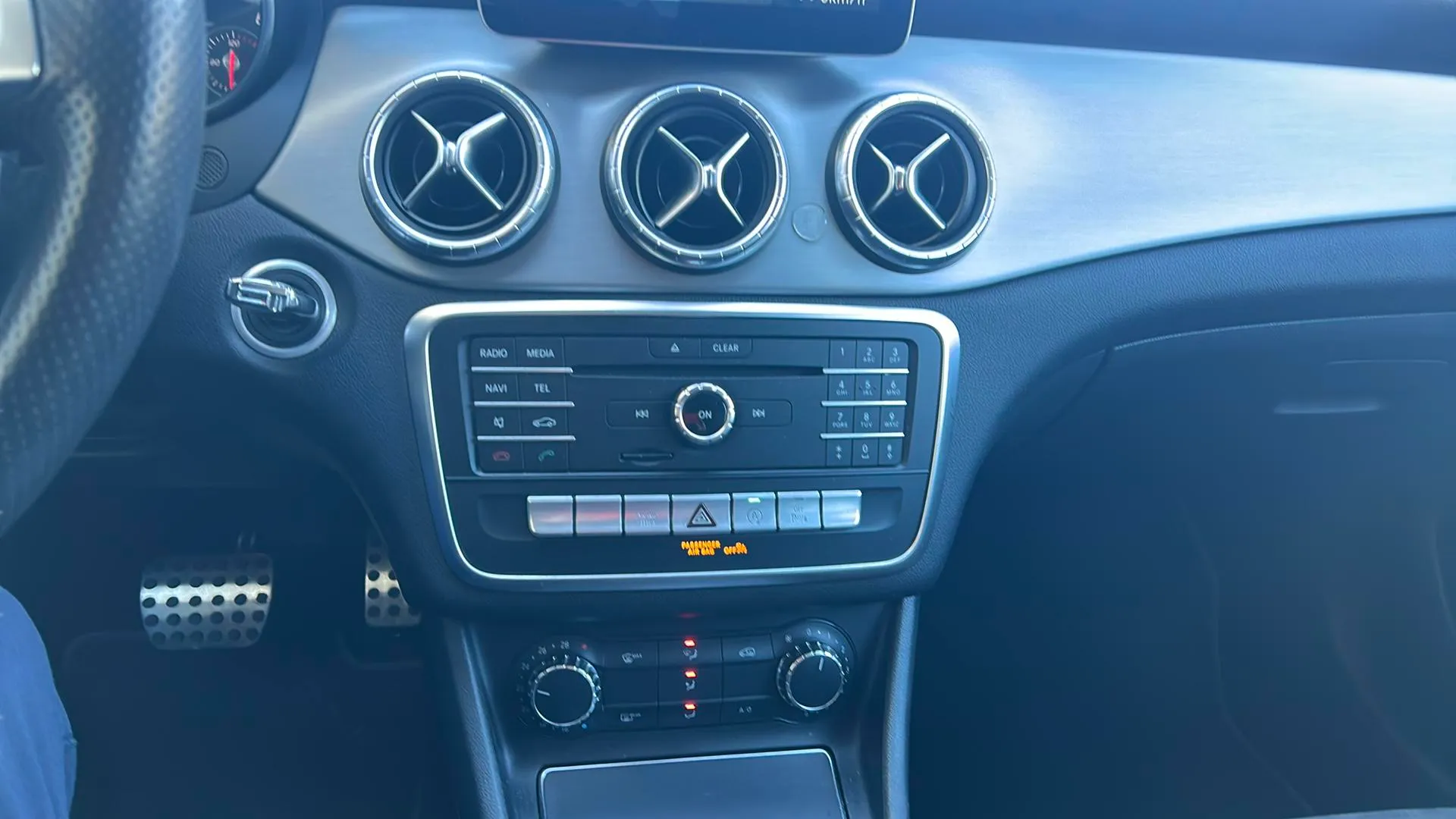 Mercedes-Benz CLA 200 d Shooting Brake - foto 18